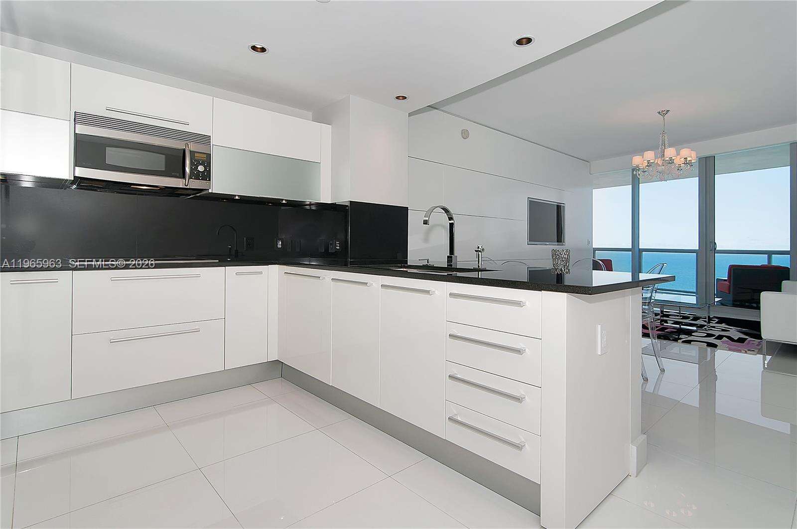 Jade Ocean at 17121 Collins Ave, Sunny Isles Beach, FL 33160 - For Rent photo 16