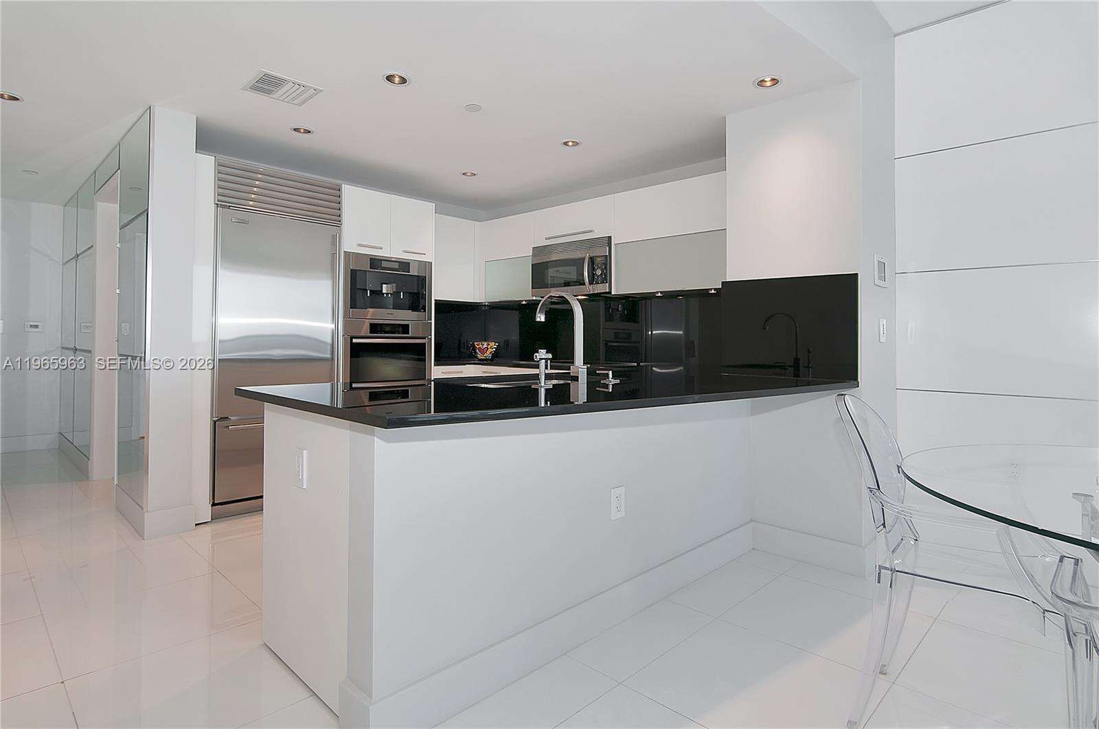 Jade Ocean at 17121 Collins Ave, Sunny Isles Beach, FL 33160 - For Rent photo 19