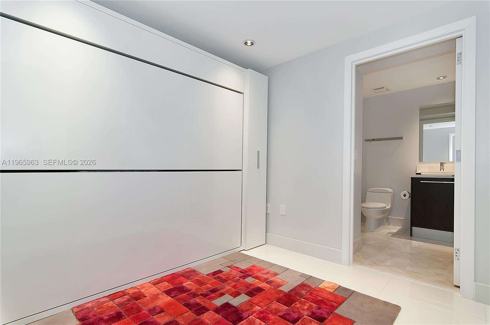 Jade Ocean at 17121 Collins Ave, Sunny Isles Beach, FL 33160 - For Rent photo 32
