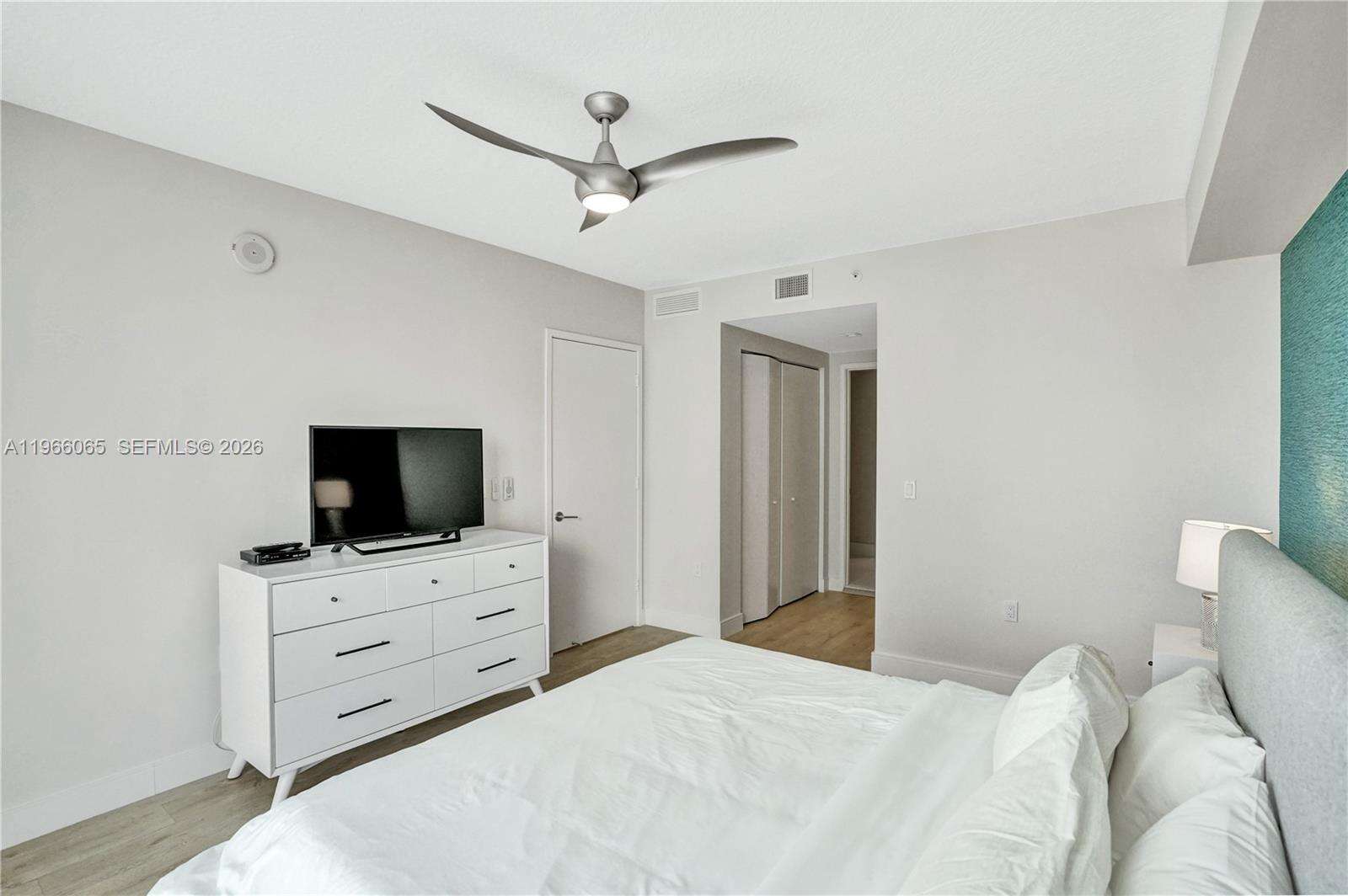 Parque Towers at 300 Sunny Isles Blvd, Sunny Isles Beach, FL 33160 - For Rent photo 23