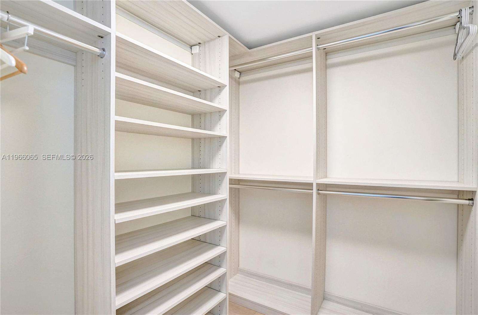 Parque Towers at 300 Sunny Isles Blvd, Sunny Isles Beach, FL 33160 - For Rent photo 24