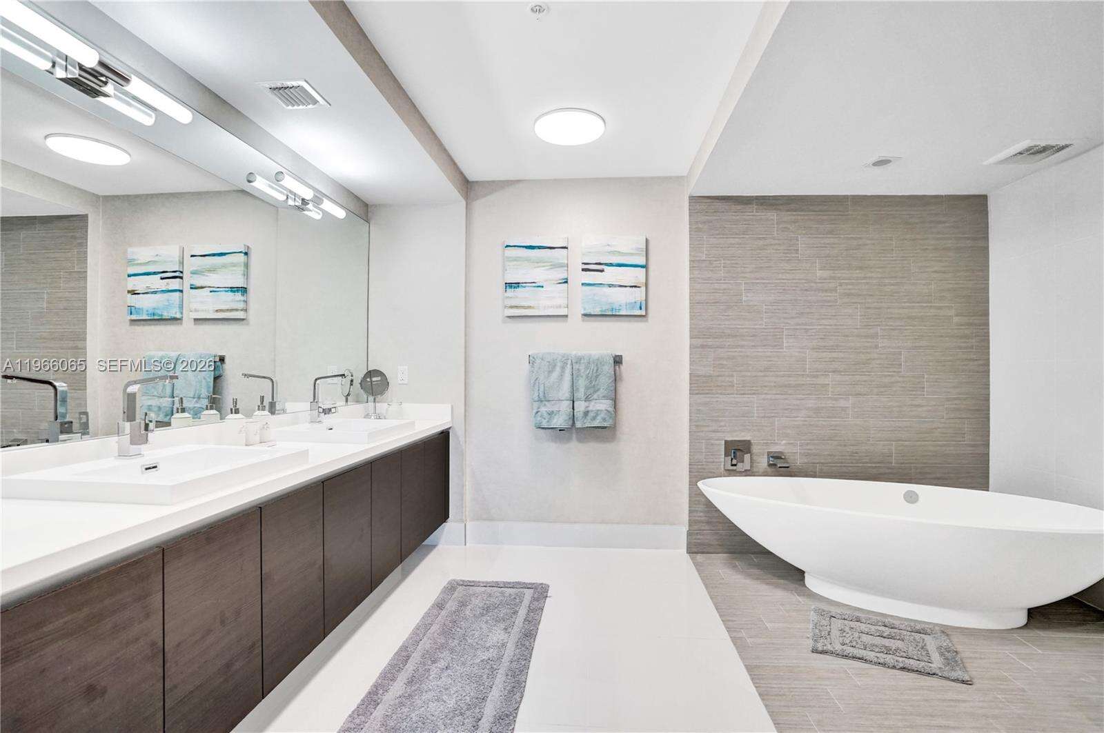 Parque Towers at 300 Sunny Isles Blvd, Sunny Isles Beach, FL 33160 - For Rent photo 26