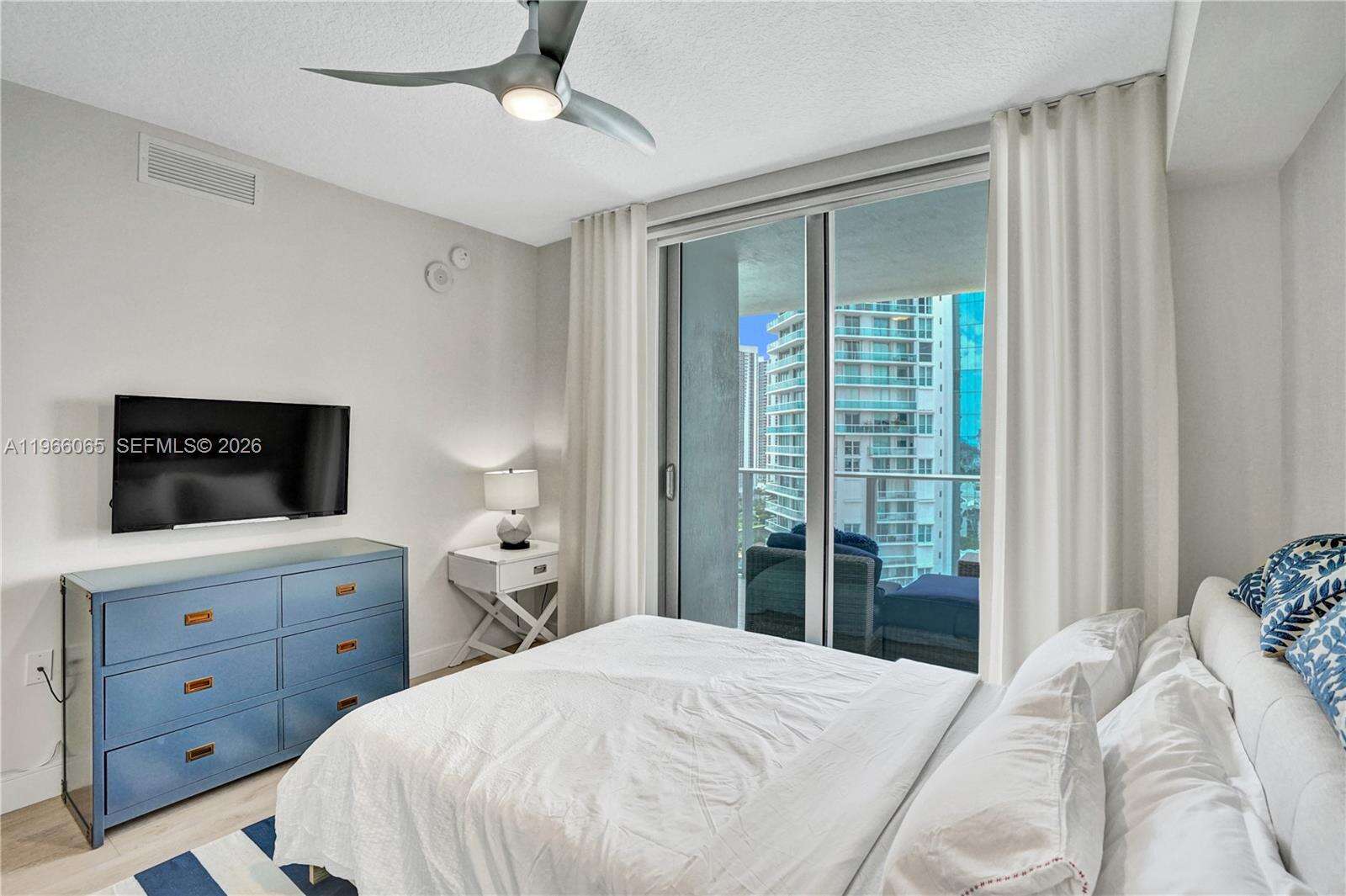 Parque Towers at 300 Sunny Isles Blvd, Sunny Isles Beach, FL 33160 - For Rent photo 33