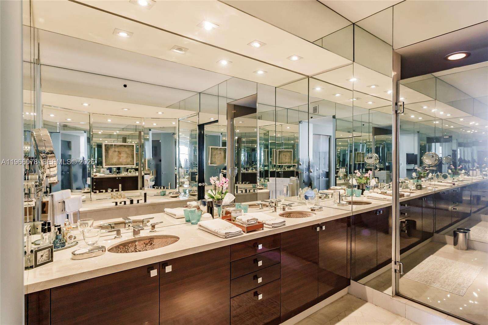 Portofino Tower at 300 Pointe Dr, Miami Beach, FL 33139 - For Rent photo 28