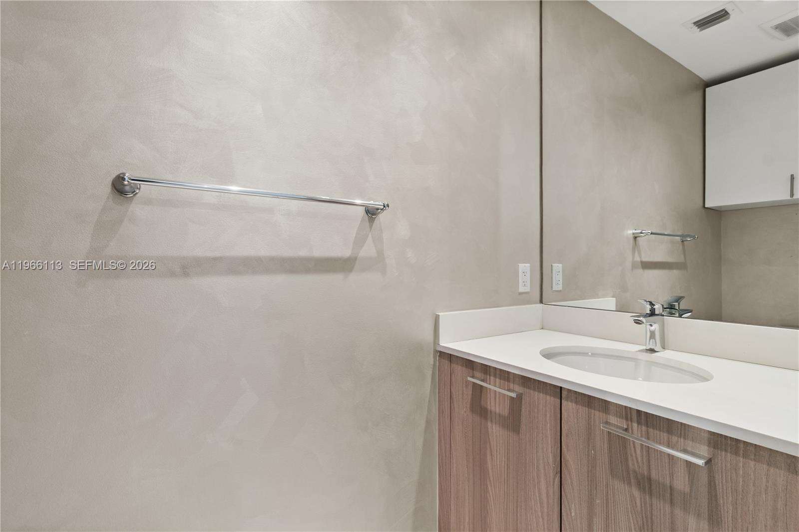 Paraiso Bayviews at Miami, FL 33137 - For Rent photo 16