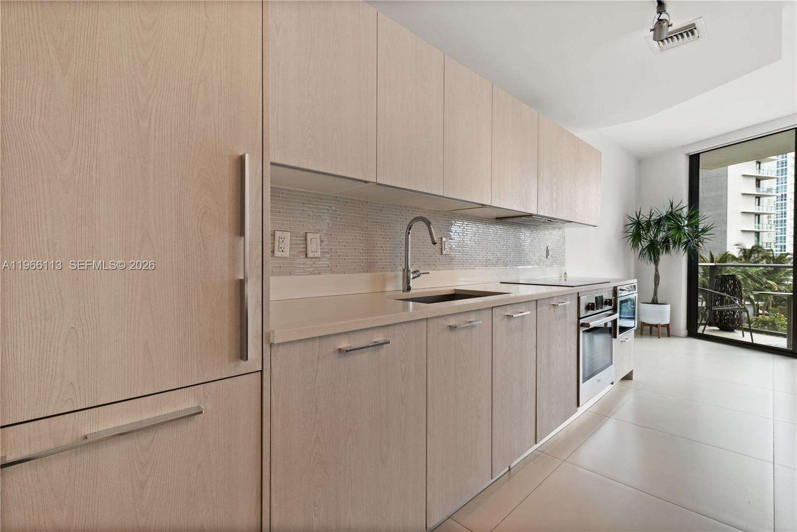 Paraiso Bayviews at Miami, FL 33137 - For Rent photo 4