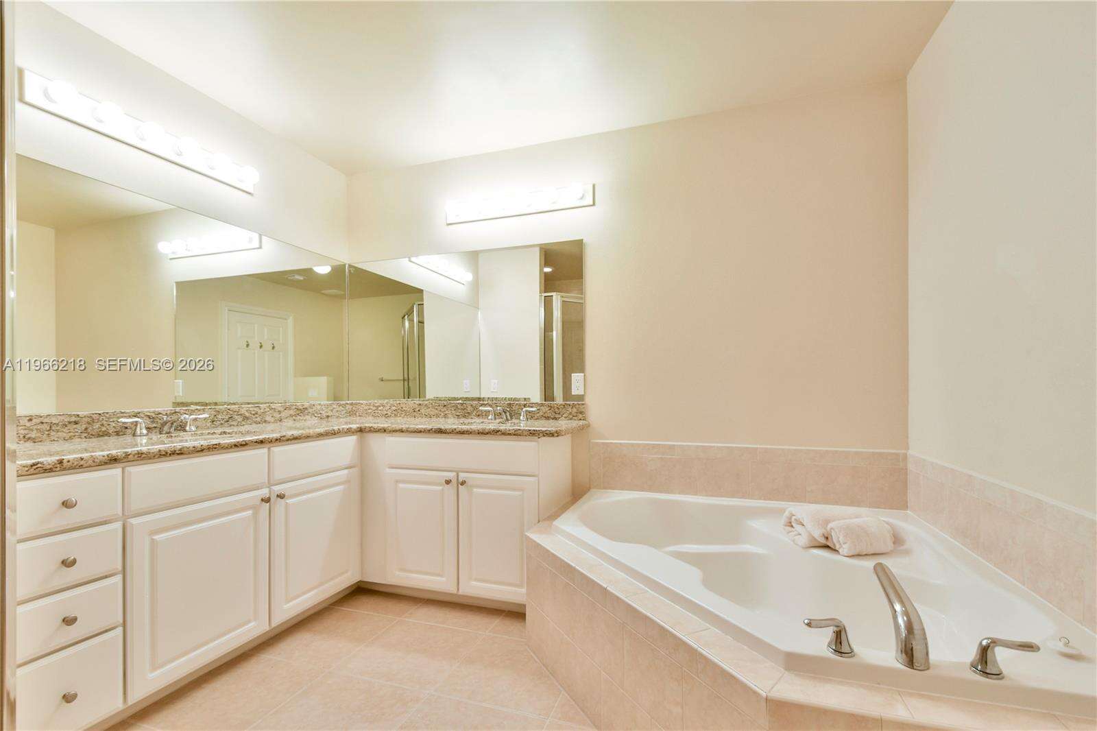 Alaqua at 3001 185 St, Aventura, FL 33180 - For Rent photo 16