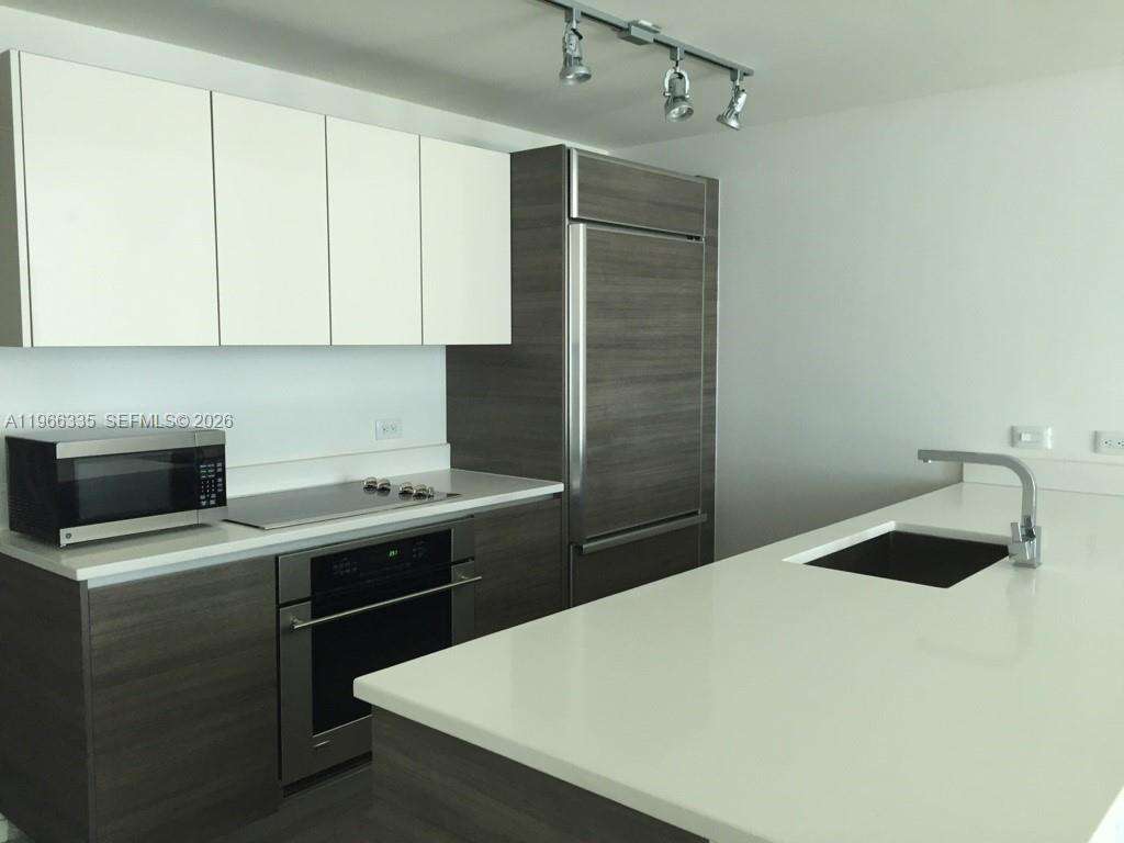 Millecento at 1100 Miami Ave, Miami, FL 33130 - For Rent photo 14