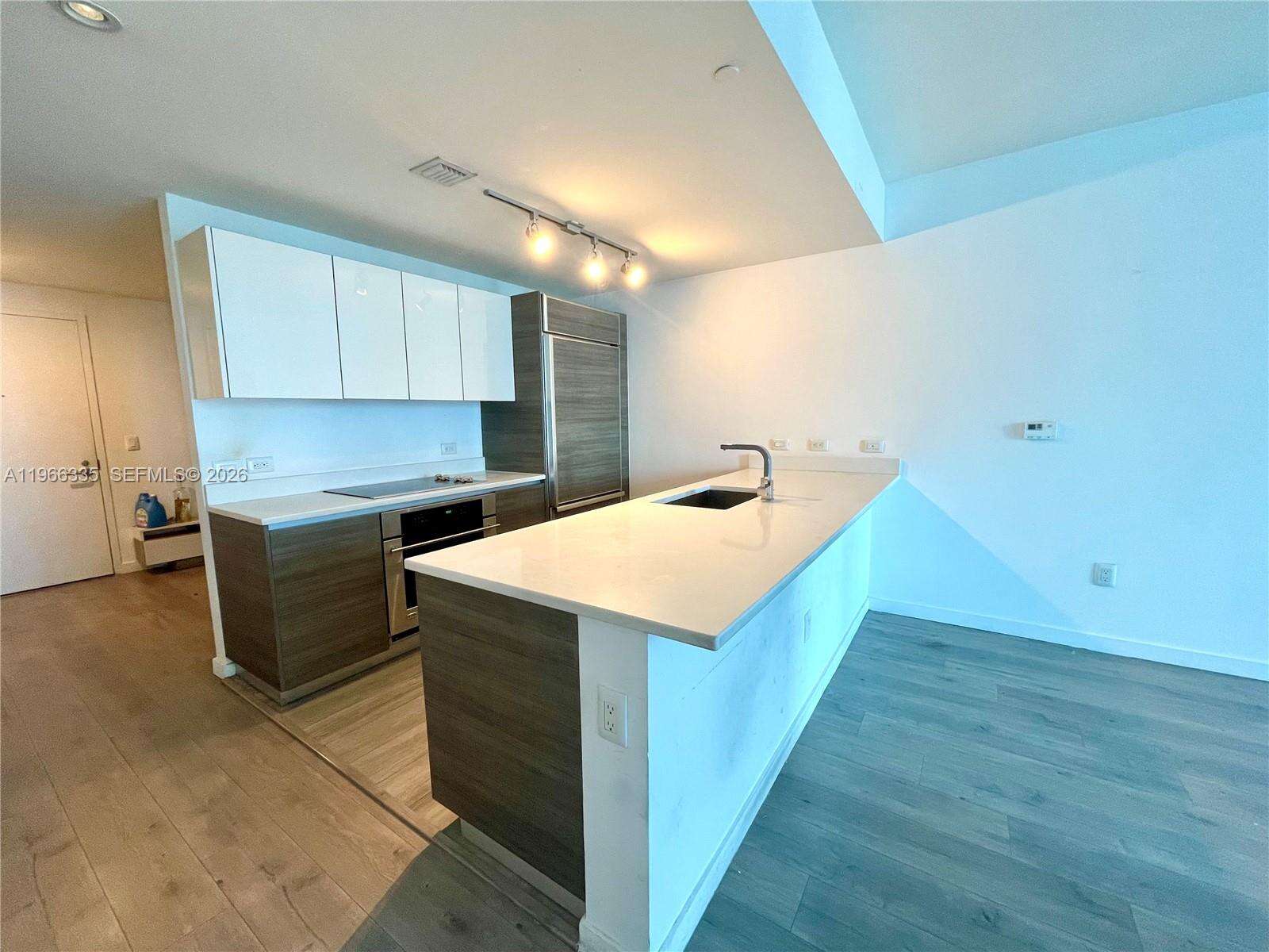 Millecento at 1100 Miami Ave, Miami, FL 33130 - For Rent photo 35