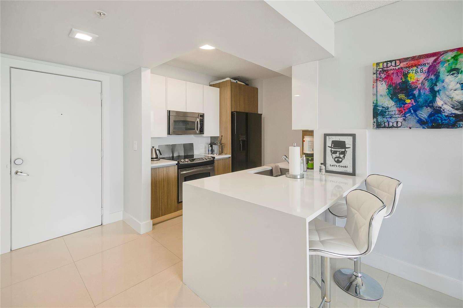 Venture at 18800 29, Aventura, FL 33180 - For Rent photo 14