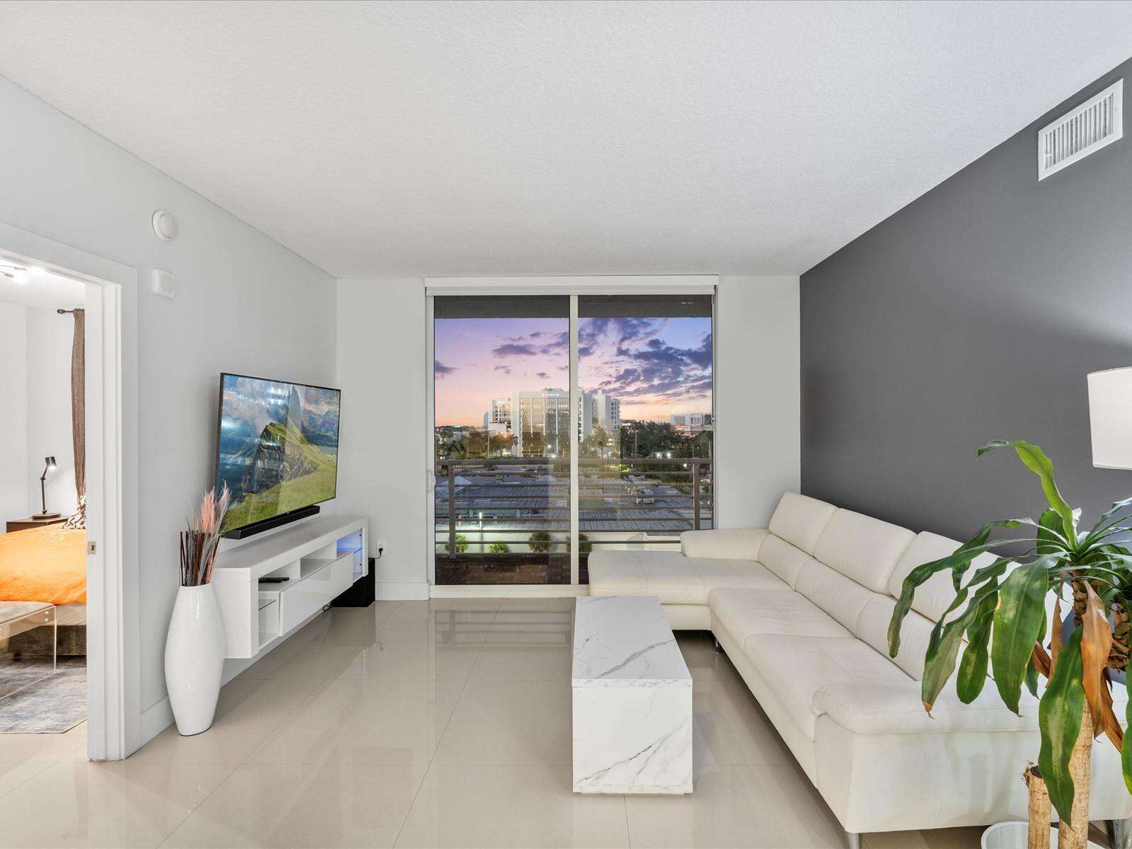 Venture at 18800 29, Aventura, FL 33180 - For Rent photo 3