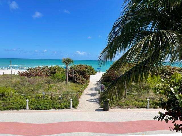 Oceanside Plaza at 5555 Collins Ave, Miami Beach, FL 33140 - For Rent photo 10