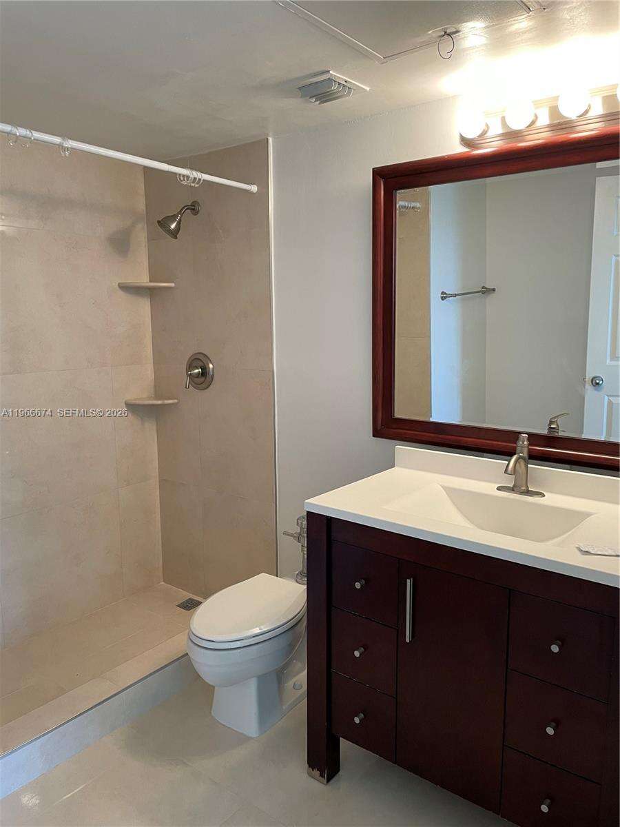 Flamingo South Beach at 1500 Bay Rd, Miami Beach, FL 33139 - For Rent photo 10