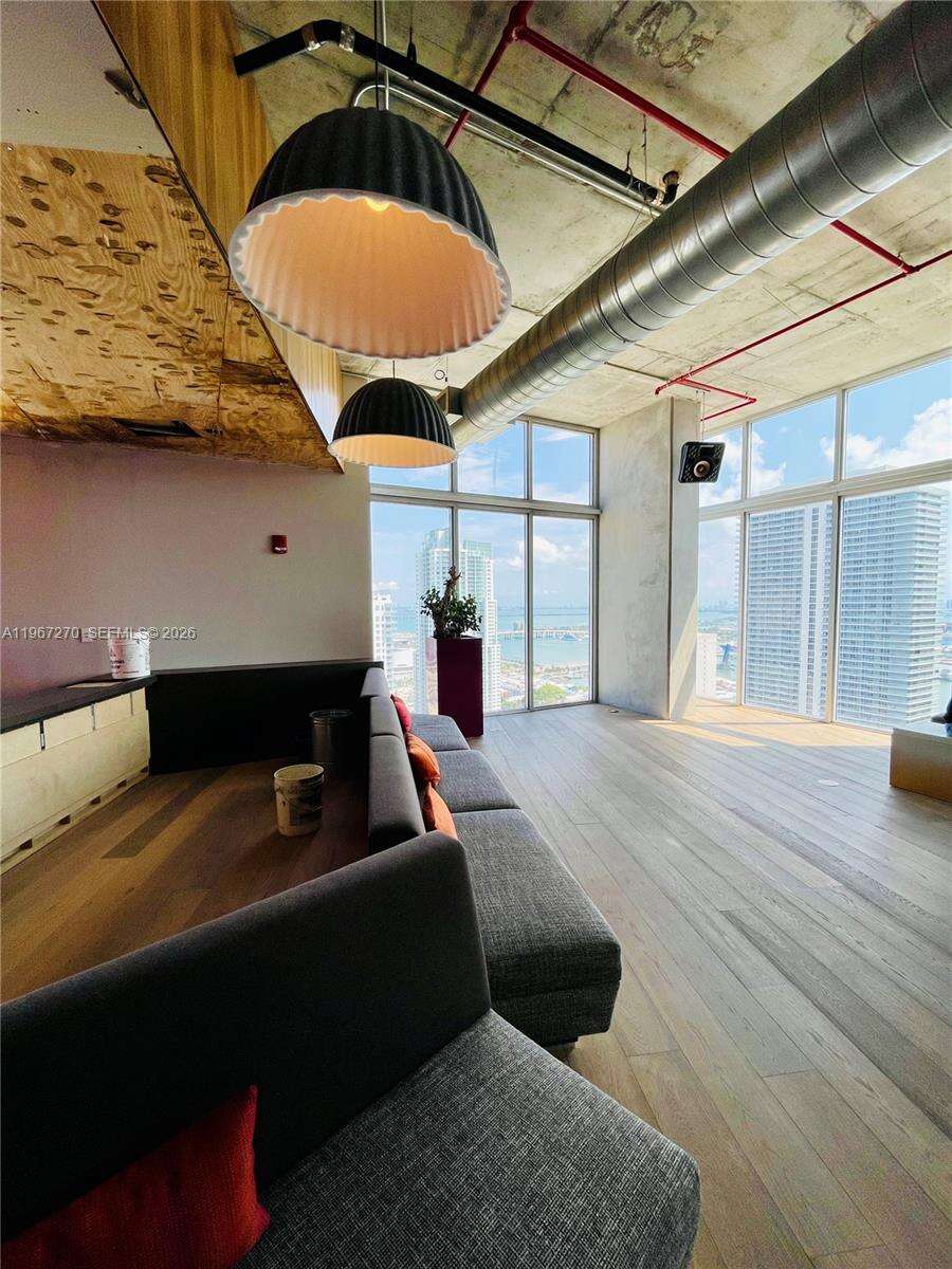 Centro at Miami, FL 33131 - For Rent photo 15