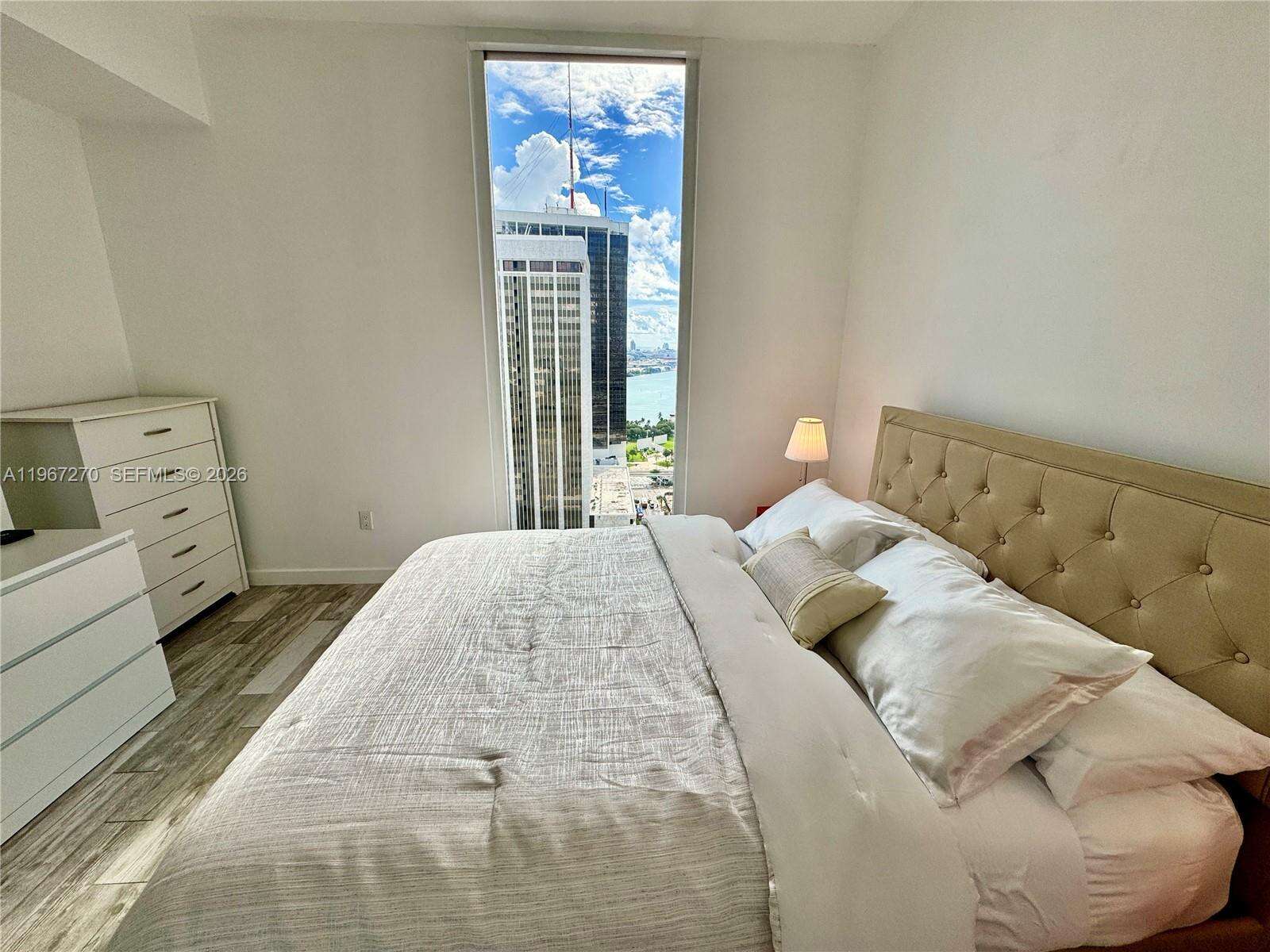Centro at Miami, FL 33131 - For Rent photo 8