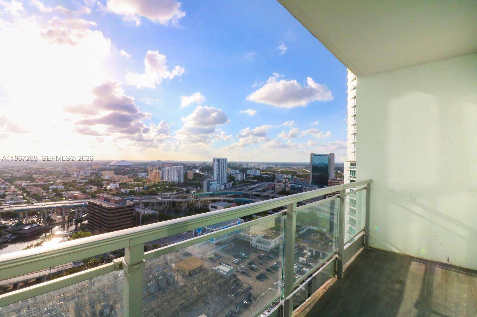 Mint at 92 3 St, Miami, FL 33130 - For Rent photo 7
