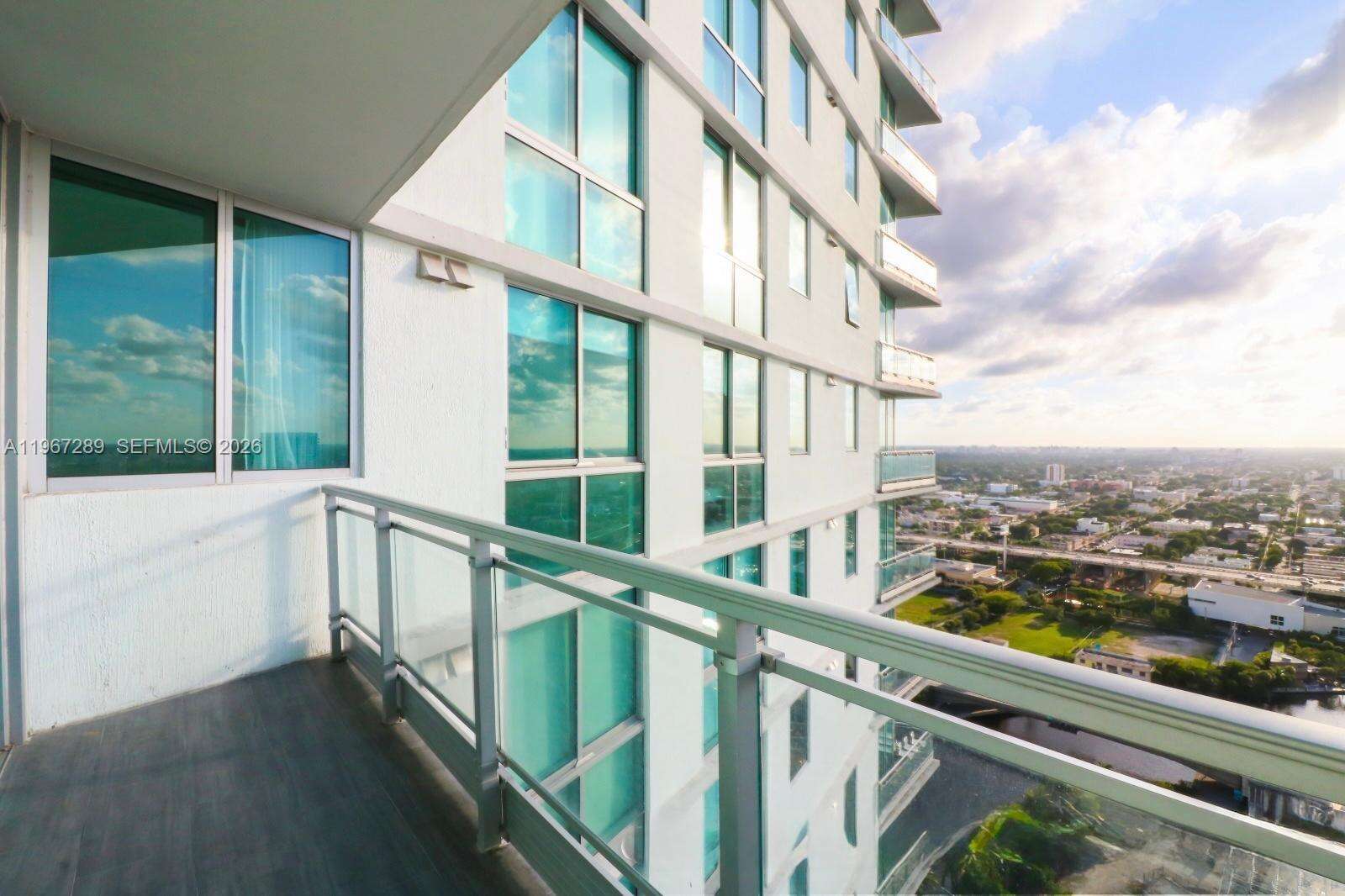 Mint at 92 3 St, Miami, FL 33130 - For Rent photo 8