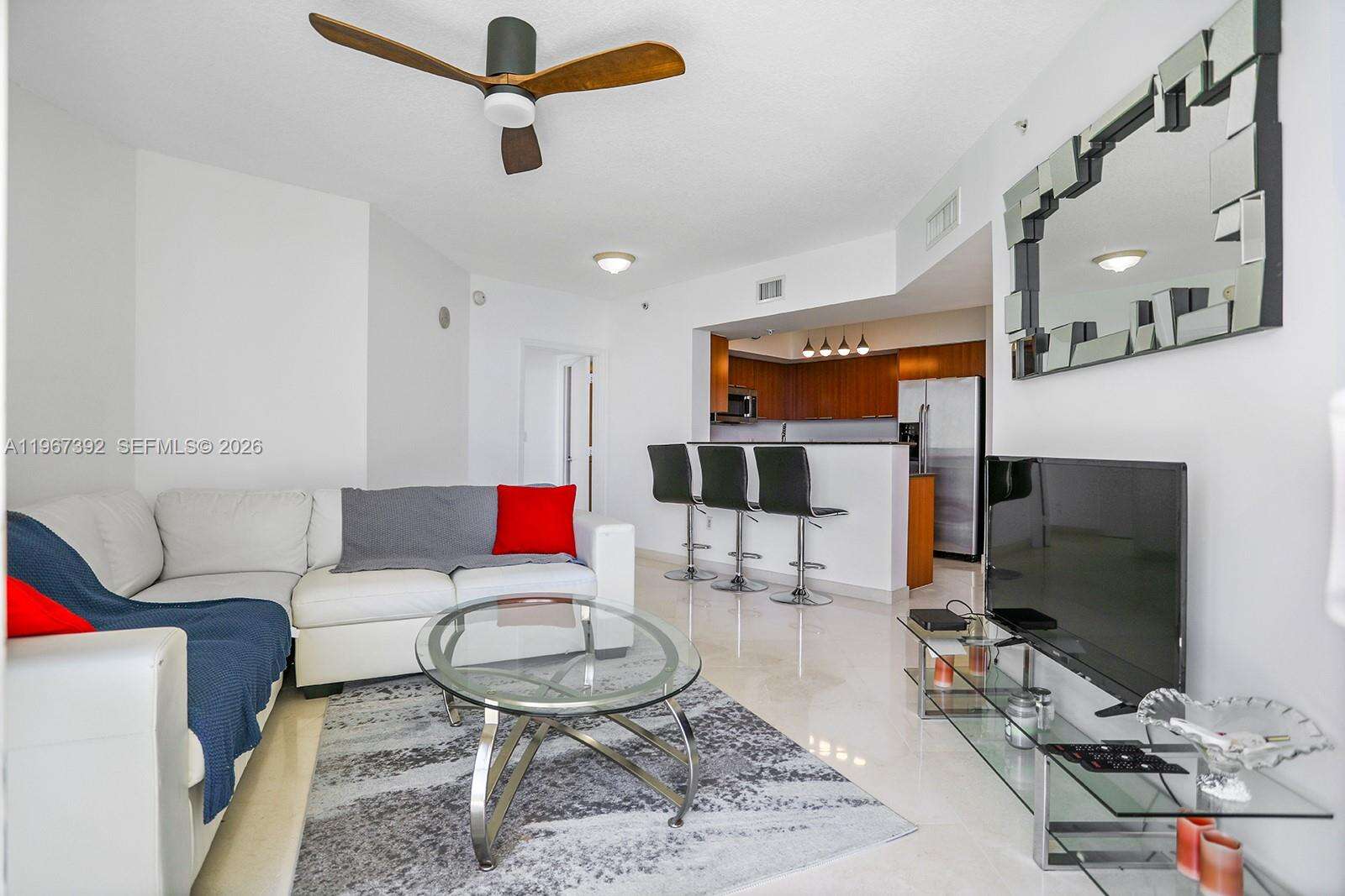 La Perla at 16699 Collins Ave, Sunny Isles Beach, FL 33160 - For Rent photo 16