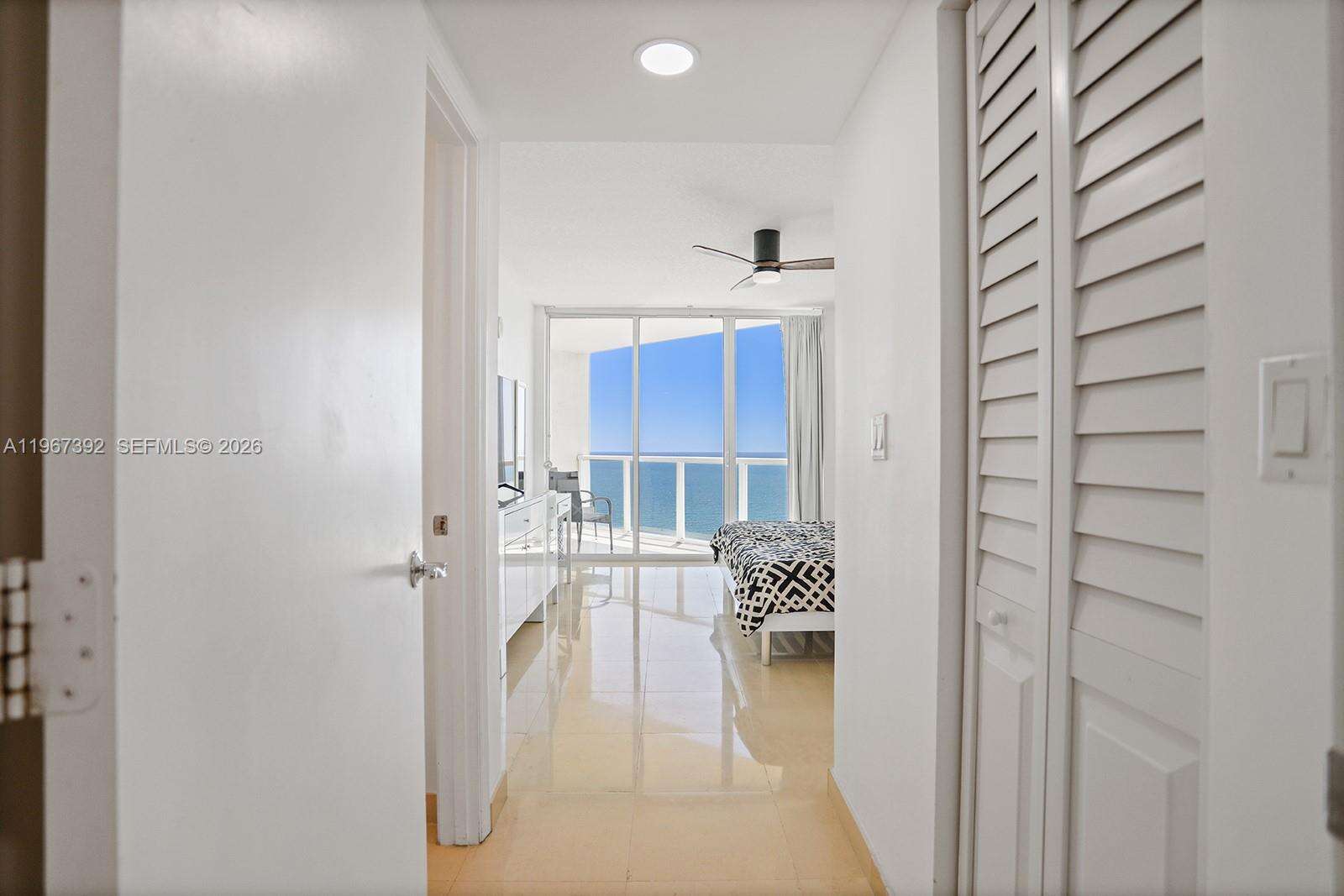 La Perla at 16699 Collins Ave, Sunny Isles Beach, FL 33160 - For Rent photo 23