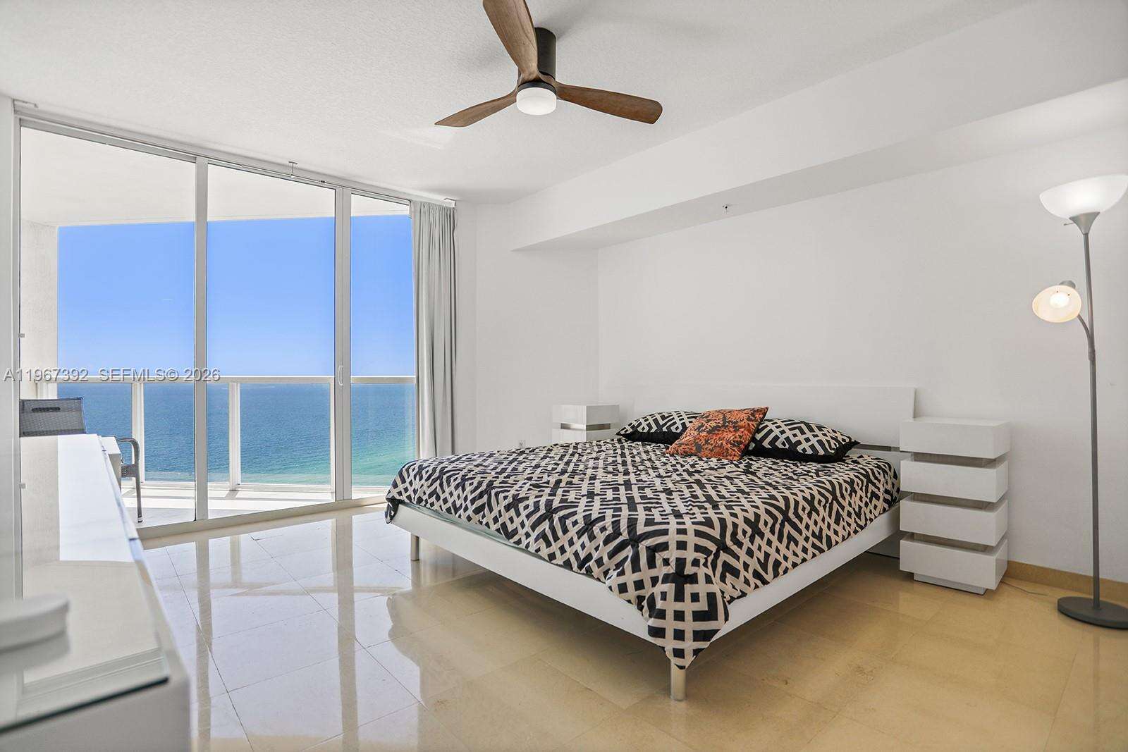 La Perla at 16699 Collins Ave, Sunny Isles Beach, FL 33160 - For Rent photo 25