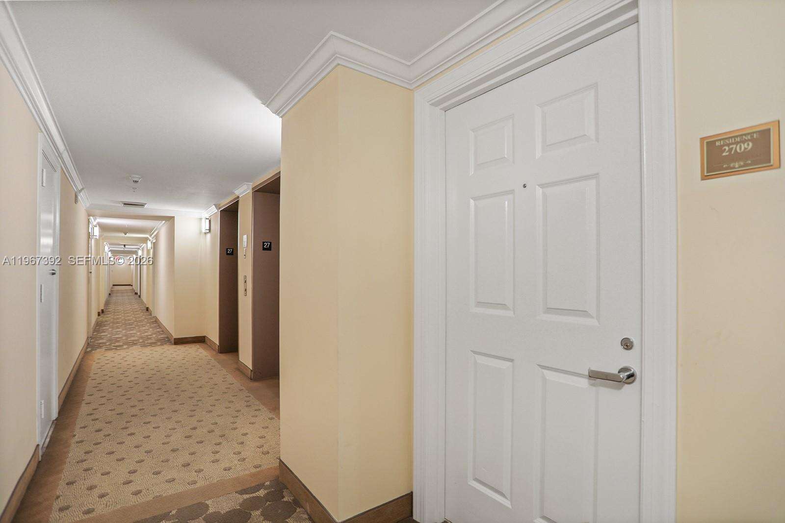 La Perla at 16699 Collins Ave, Sunny Isles Beach, FL 33160 - For Rent photo 32