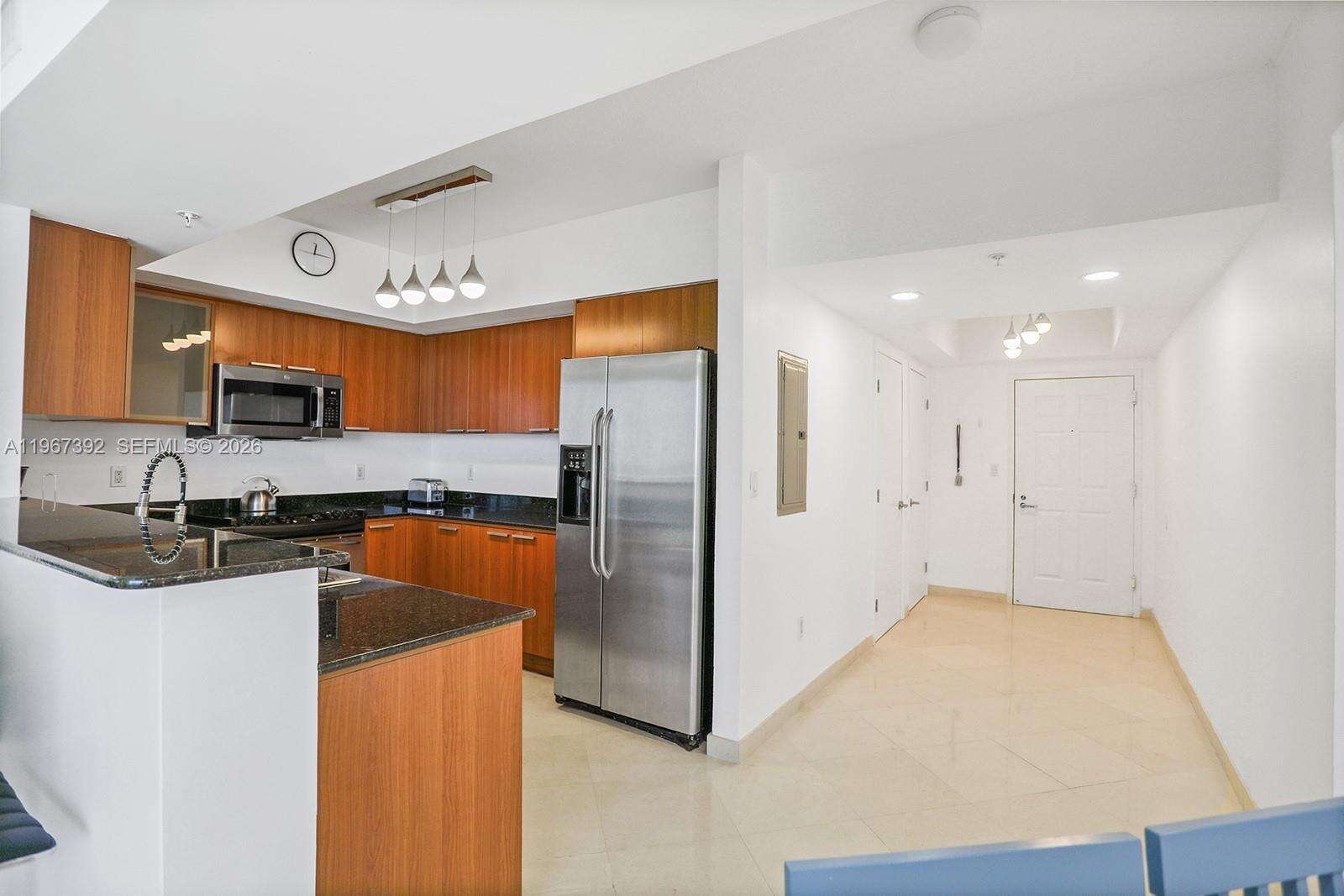 La Perla at 16699 Collins Ave, Sunny Isles Beach, FL 33160 - For Rent photo 10