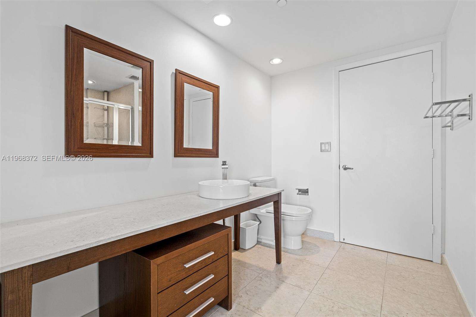 Icon Brickell 2 at 495 Brickell Ave, Miami, FL 33131 - For Rent photo 25