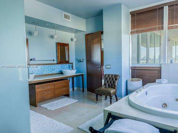Icon at 450 Alton Rd, Miami Beach, FL 33139 - For Rent photo 21