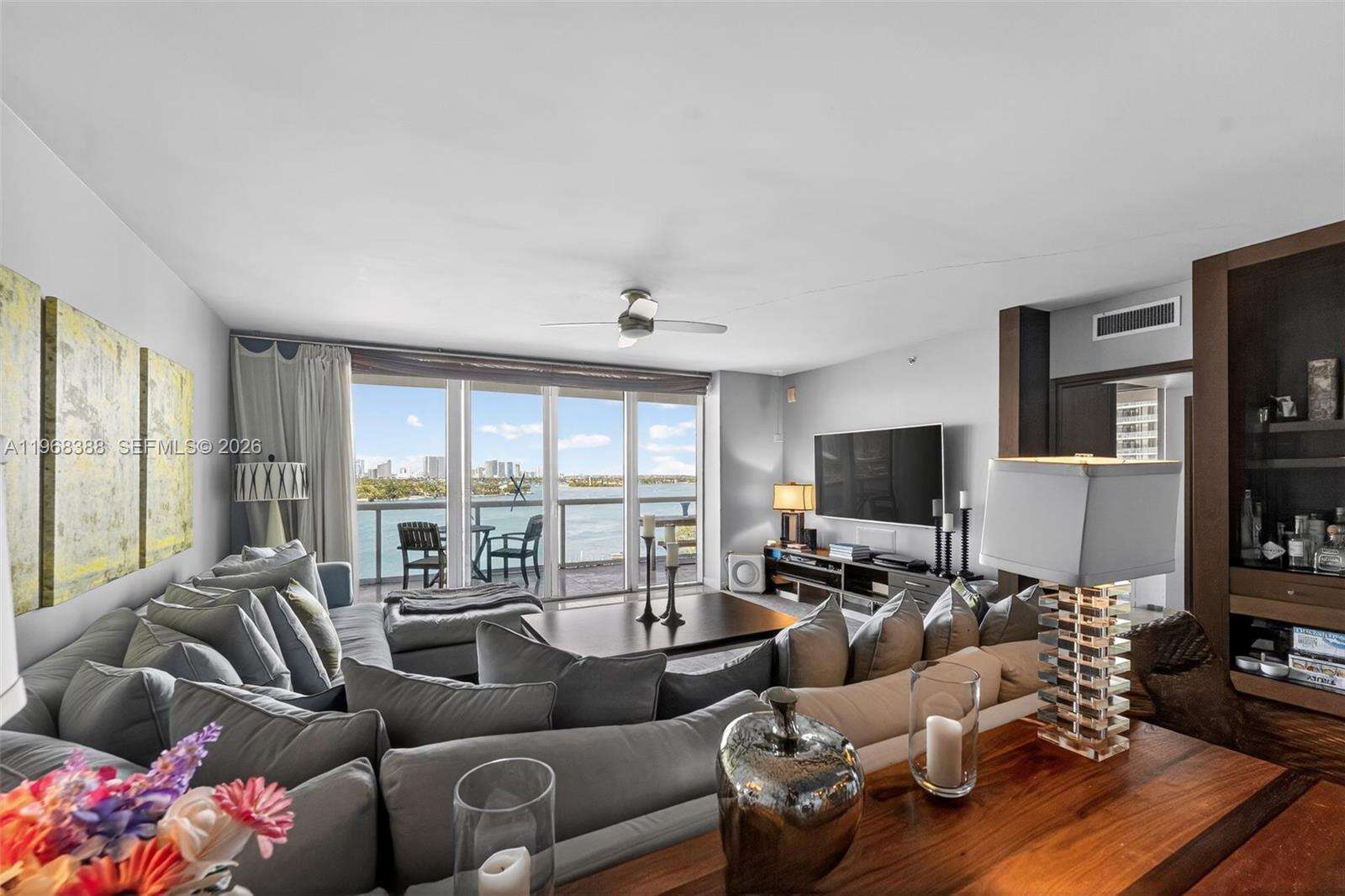 Icon at 450 Alton Rd, Miami Beach, FL 33139 - For Rent photo 58