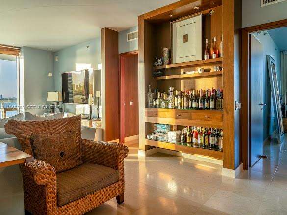 Icon at 450 Alton Rd, Miami Beach, FL 33139 - For Rent photo 7
