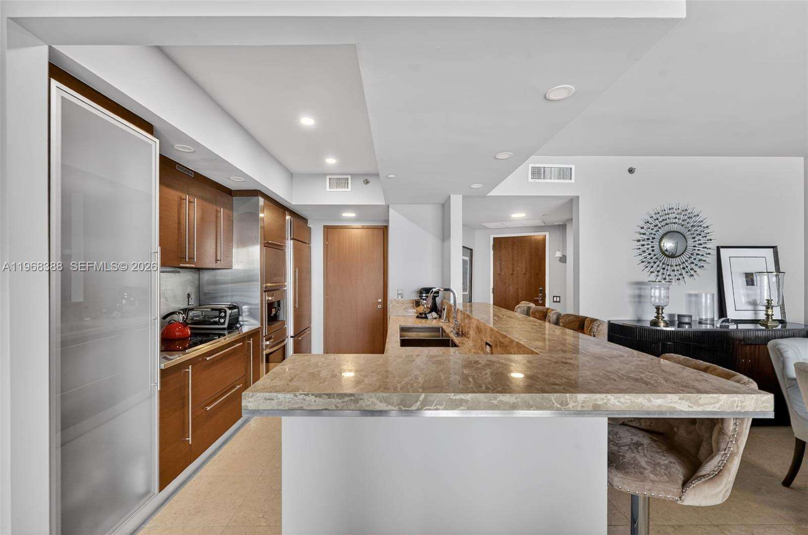 Icon at 450 Alton Rd, Miami Beach, FL 33139 - For Rent photo 66