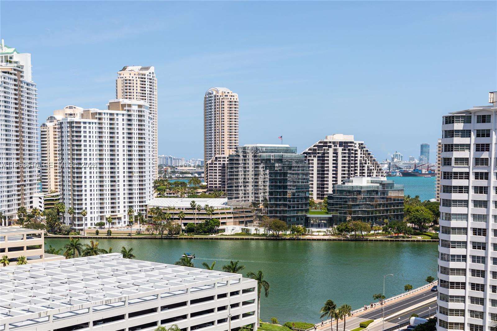 The Plaza On Brickell East at 950 Brickell Bay Dr, Miami, FL 33131 - For Rent photo 1