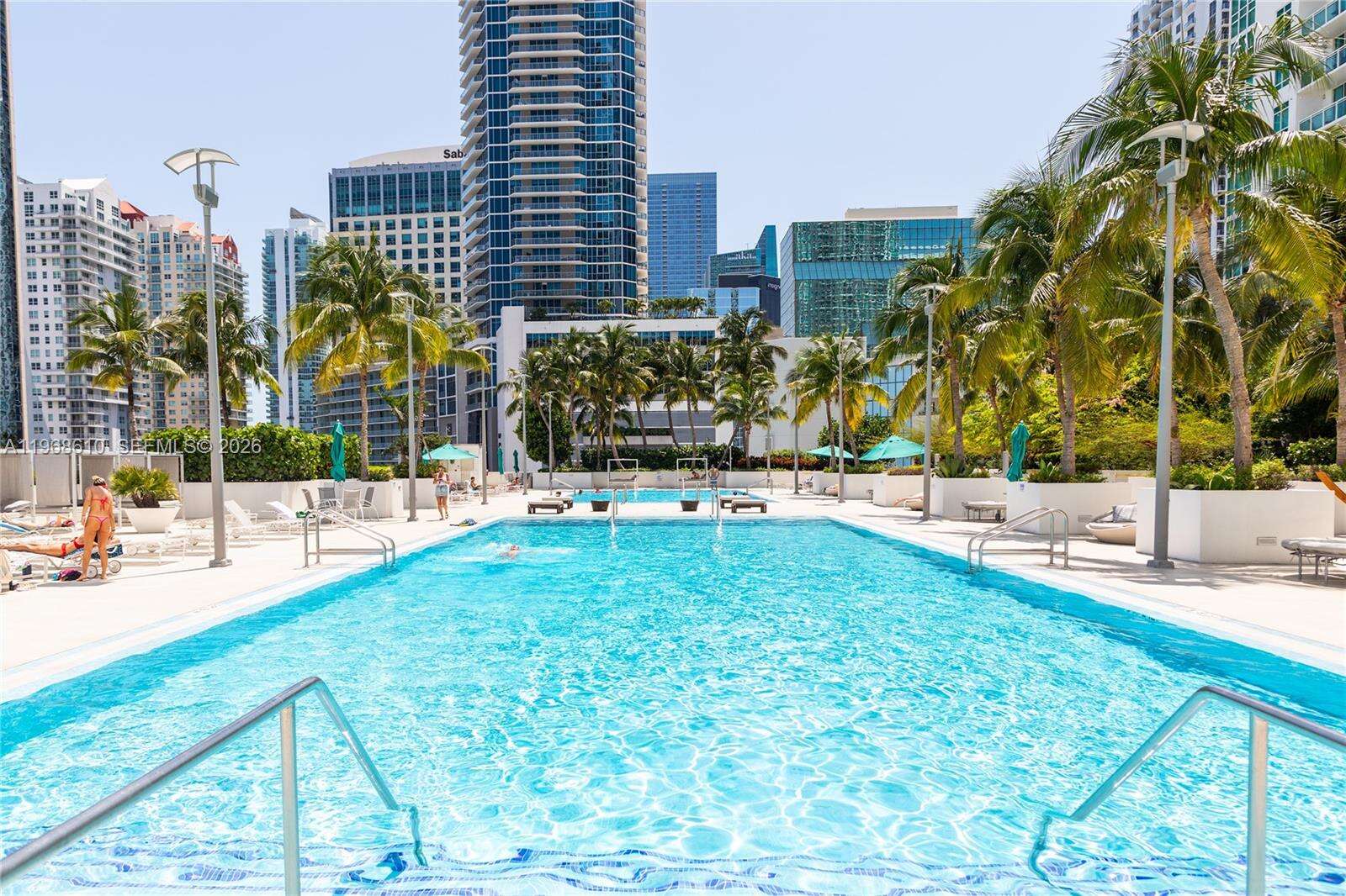 The Plaza On Brickell East at 950 Brickell Bay Dr, Miami, FL 33131 - For Rent photo 12