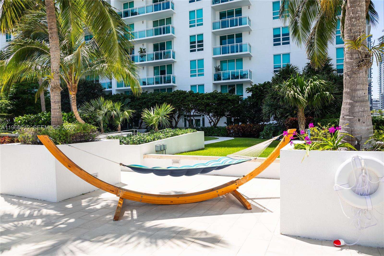 The Plaza On Brickell East at 950 Brickell Bay Dr, Miami, FL 33131 - For Rent photo 13