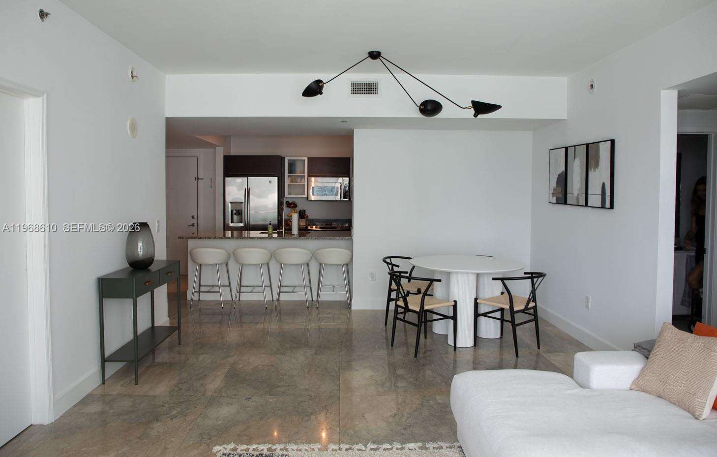 The Plaza On Brickell East at 950 Brickell Bay Dr, Miami, FL 33131 - For Rent photo 7