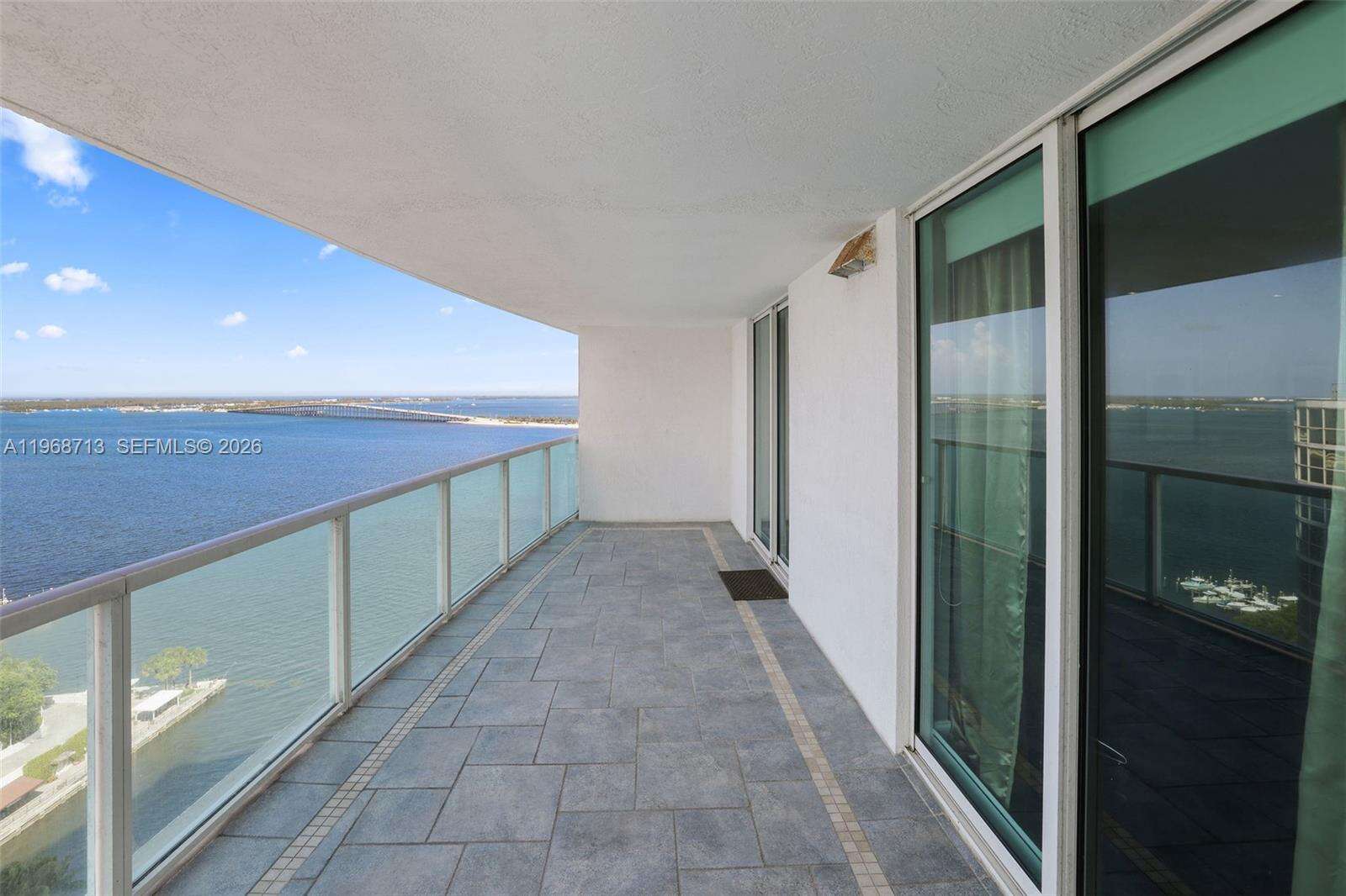 Skyline On Brickell at 2101 Brickell Ave, Miami, FL 33129 - For Rent photo 12