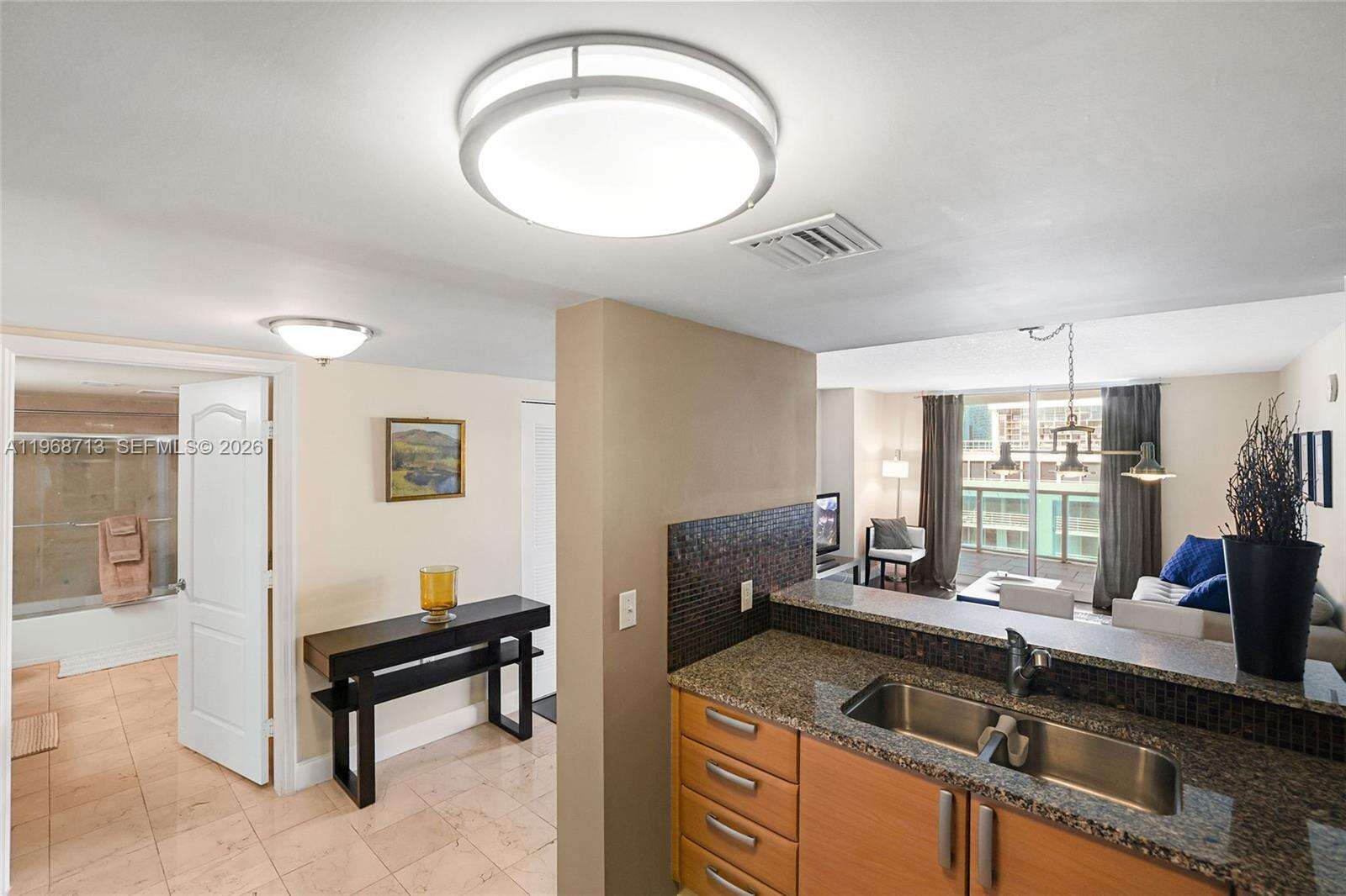 Skyline On Brickell at 2101 Brickell Ave, Miami, FL 33129 - For Rent photo 5