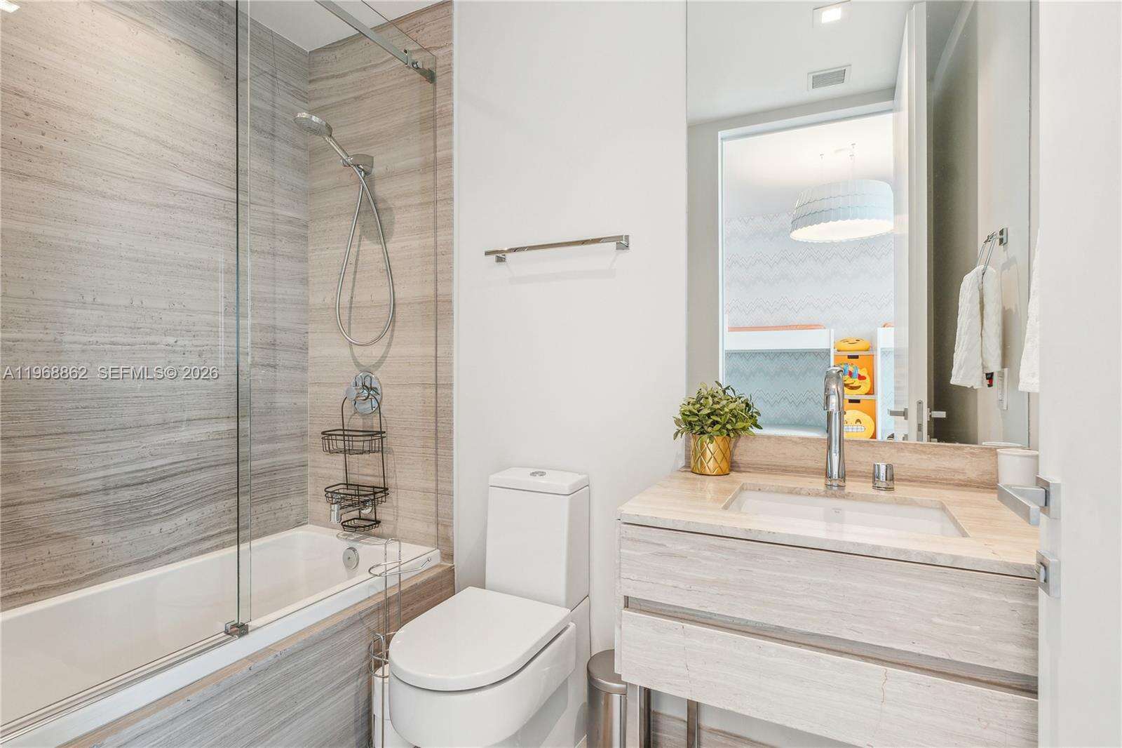 Armani Casa at 18975 Collins Ave, Sunny Isles Beach, FL 33160 - For Rent photo 32
