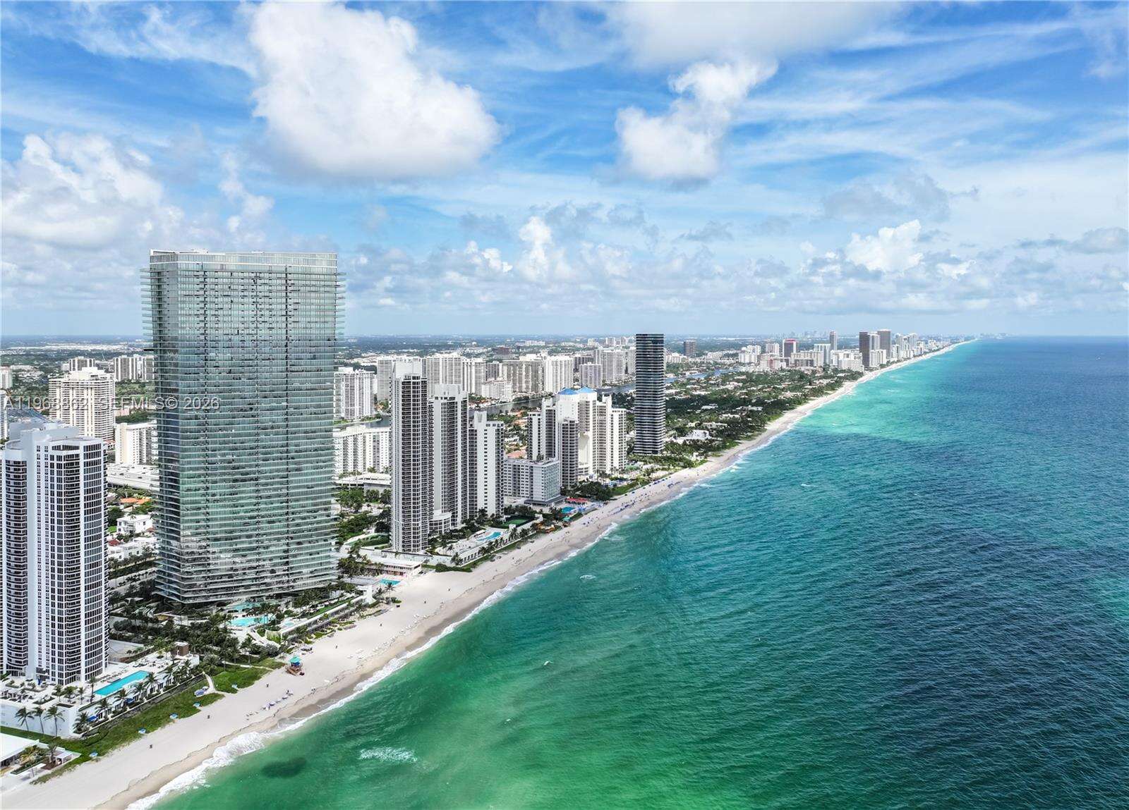 Armani Casa at 18975 Collins Ave, Sunny Isles Beach, FL 33160 - For Rent photo 39