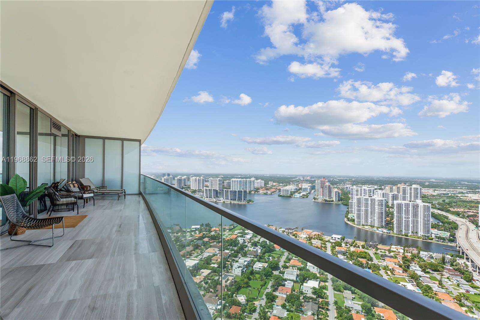 Armani Casa at 18975 Collins Ave, Sunny Isles Beach, FL 33160 - For Rent photo 5