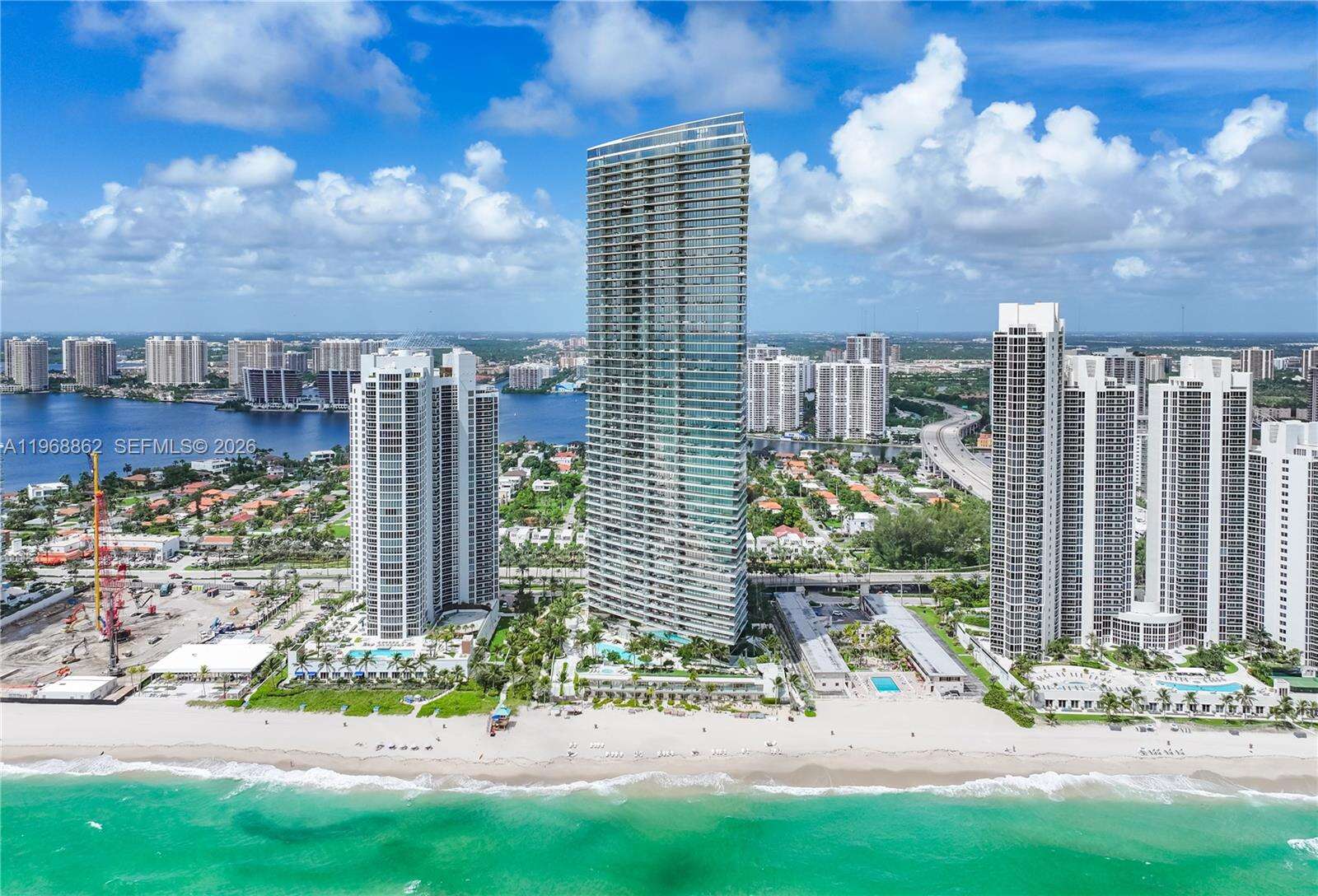 Armani Casa at 18975 Collins Ave, Sunny Isles Beach, FL 33160 - For Rent photo 41