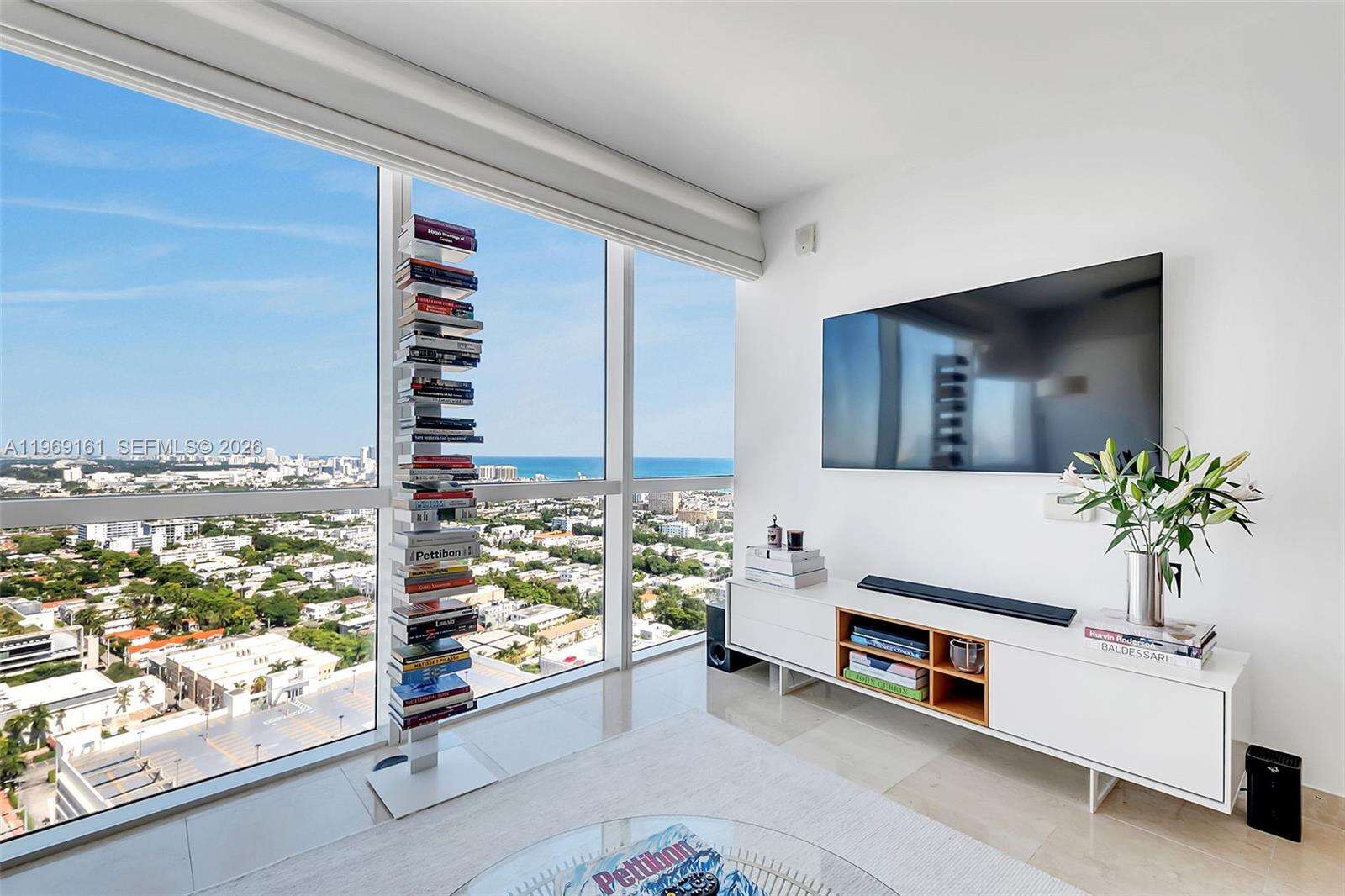 Icon at 450 Alton Rd, Miami Beach, FL 33139 - For Rent photo 10