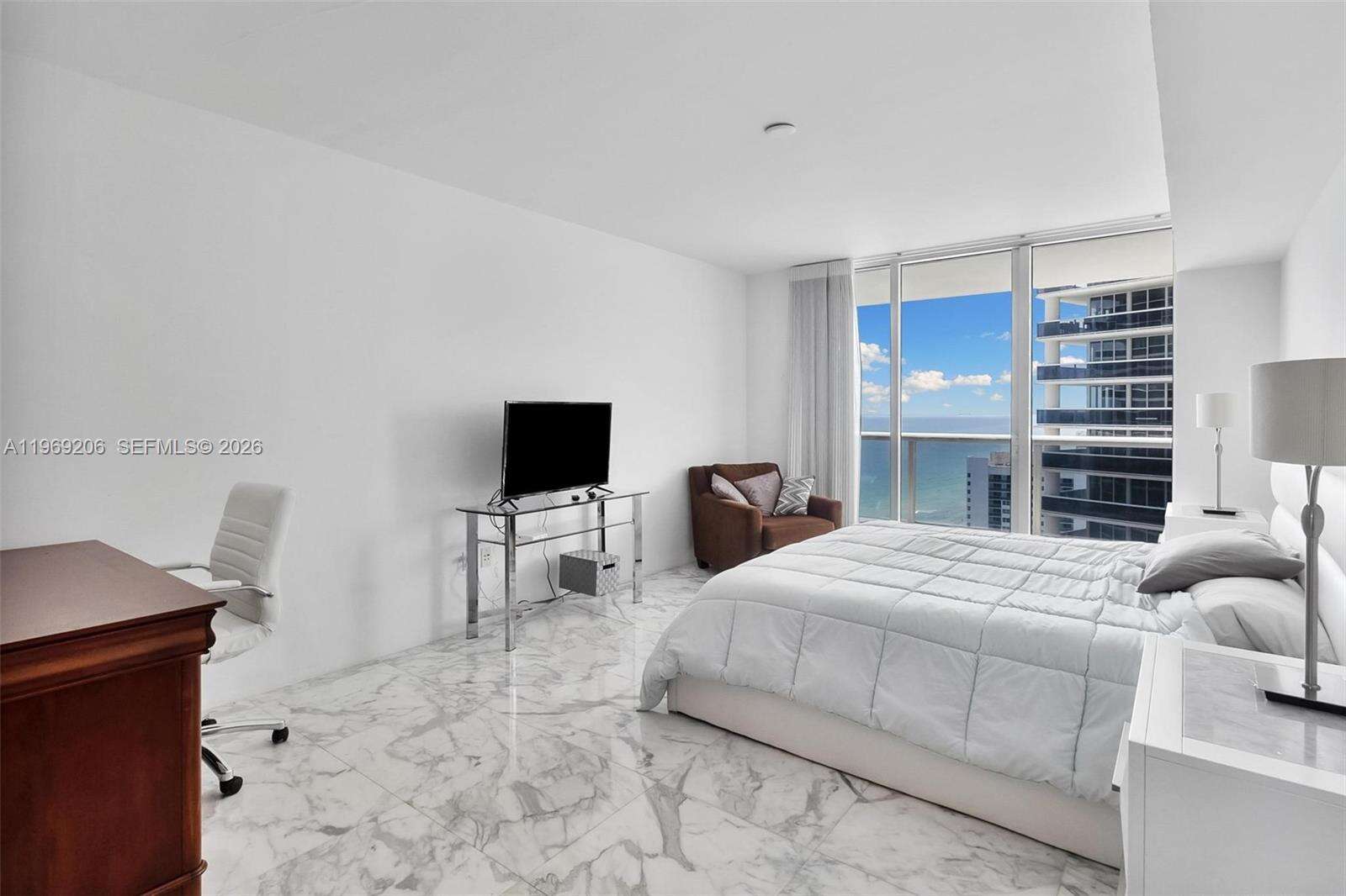 The Beach Club Two at 1830 Ocean Dr, Hallandale Beach, FL 33009 - For Rent photo 9
