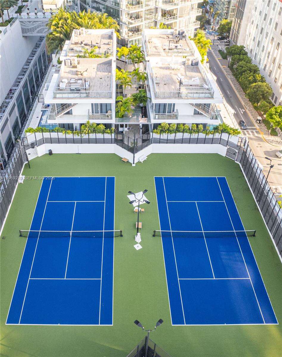 Paramount Miami Worldcenter at 851 1 Ave, Miami, FL 33132 - For Rent photo 38
