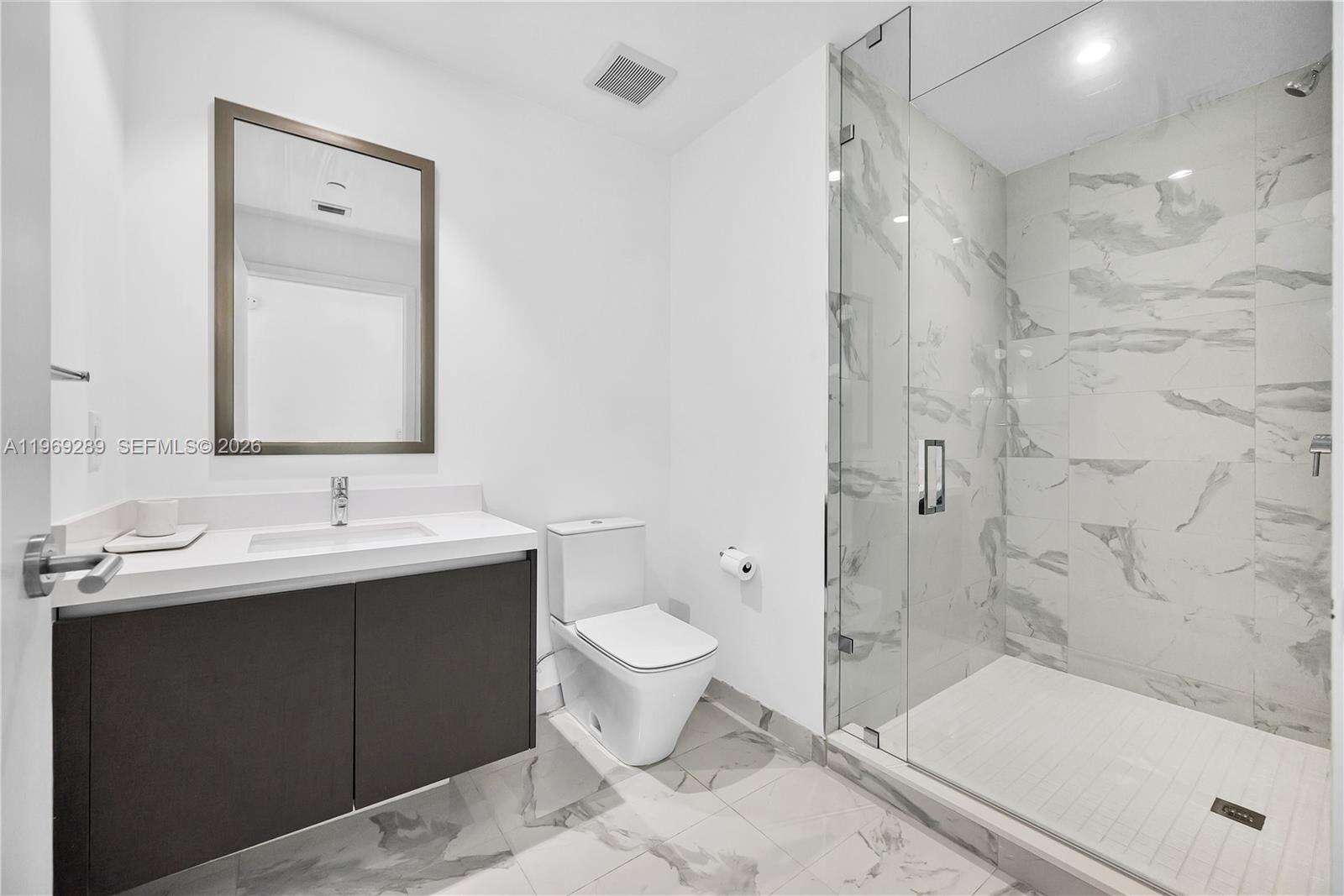 Paramount Miami Worldcenter at 851 1 Ave, Miami, FL 33132 - For Rent photo 10