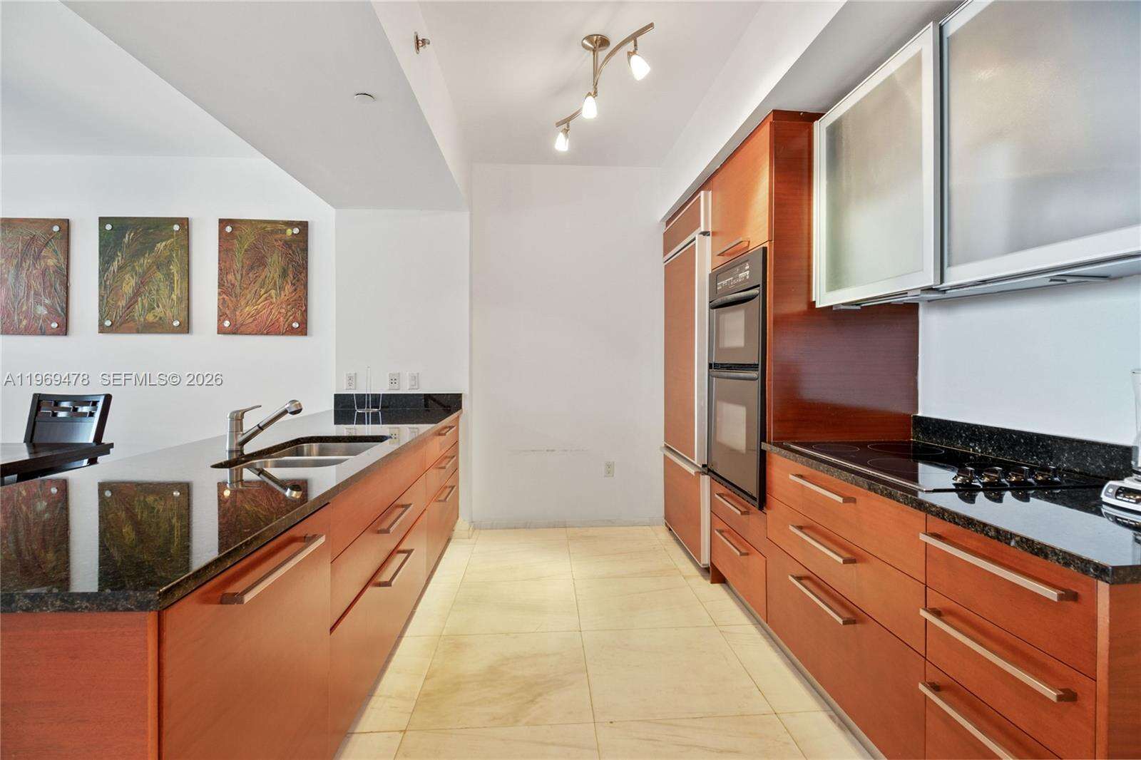 The Beach Club Two at 1830 Ocean Dr, Hallandale Beach, FL 33009 - For Rent photo 6
