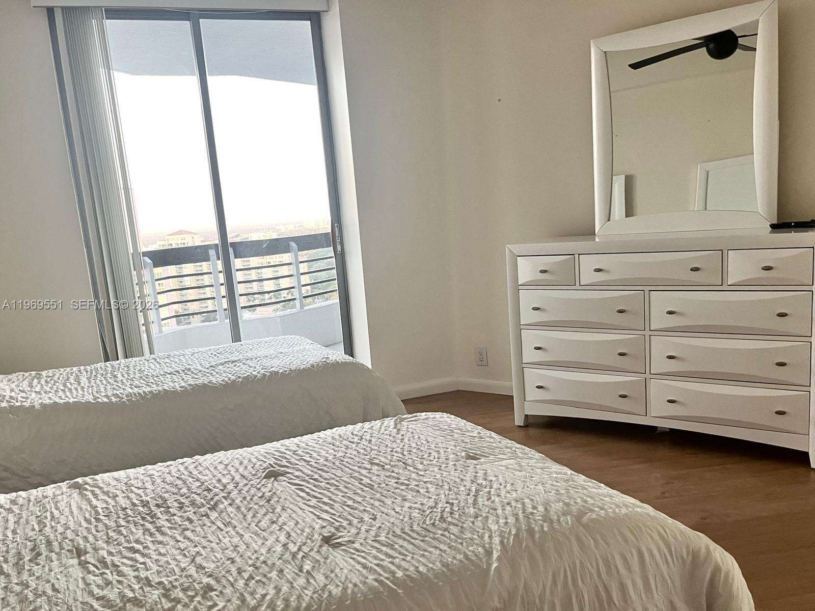 Mystic Pointe Tower 500 at 3530 Mystic Pointe Dr, Aventura, FL 33180 - For Rent photo 13