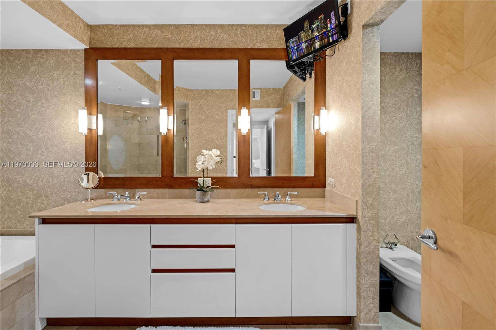 1500 Ocean Dr, Miami Beach, FL 33139 - For Rent photo 21