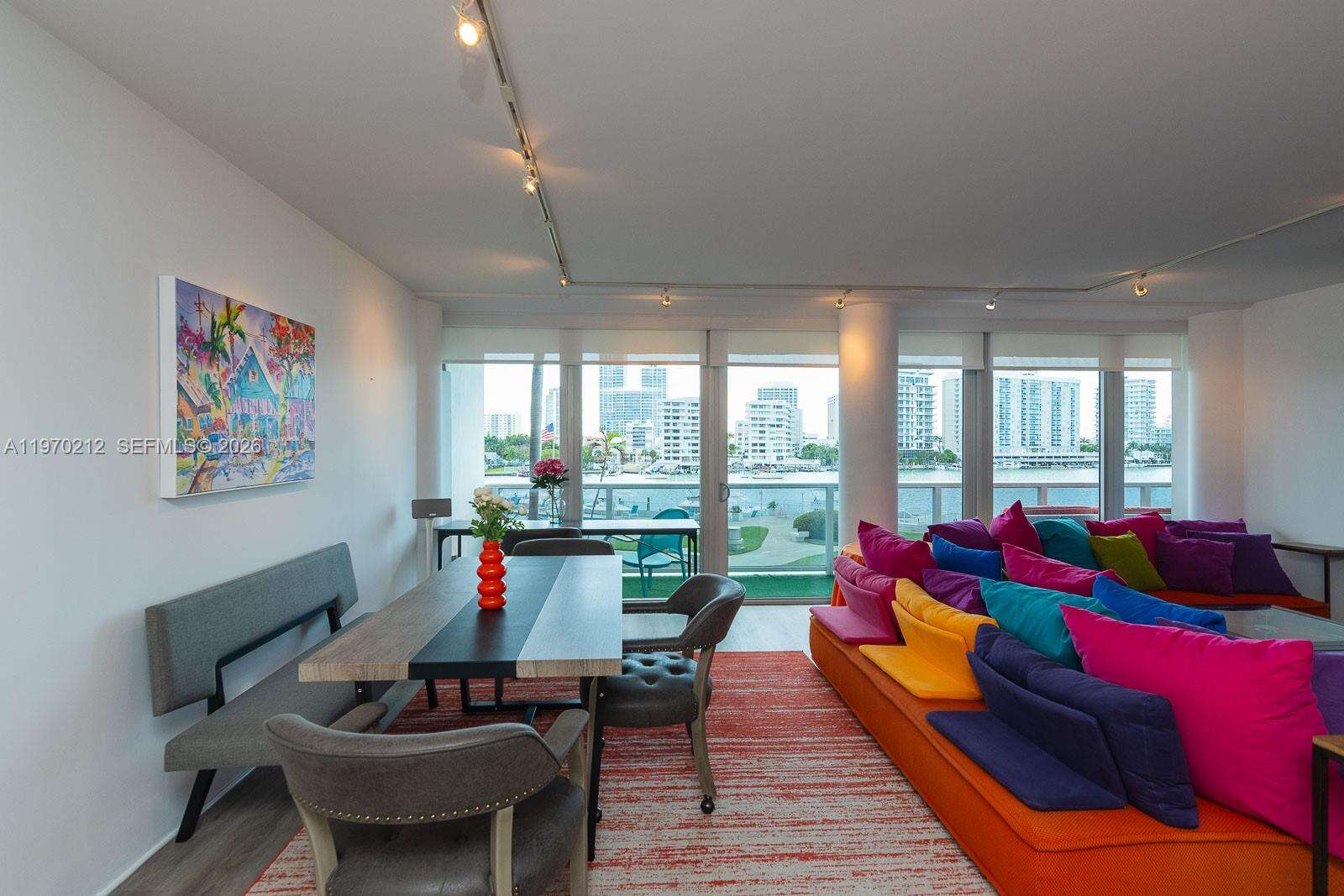 King Cole at 900 Bay Dr, Miami Beach, FL 33141 - For Rent photo 4