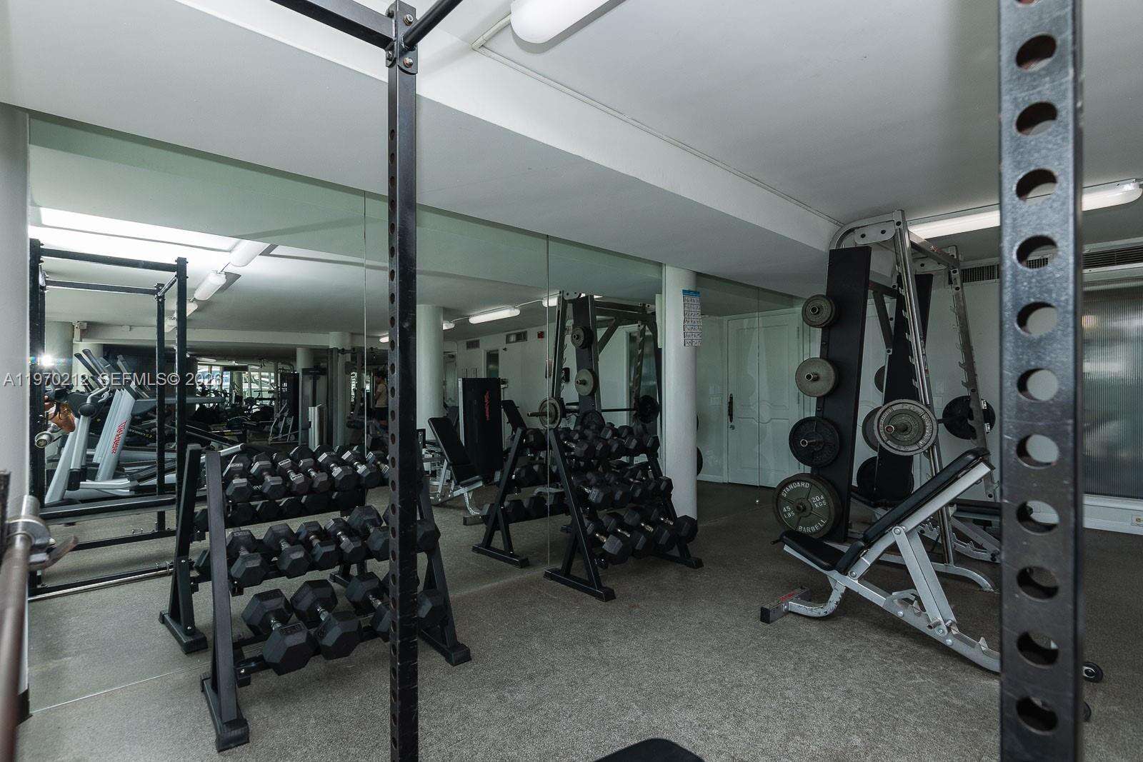 King Cole at 900 Bay Dr, Miami Beach, FL 33141 - For Rent photo 47